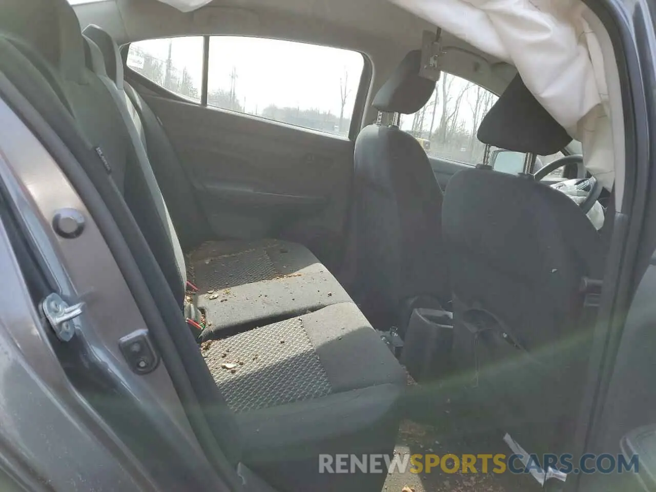 10 Photograph of a damaged car 3N1CN8DV4RL843544 NISSAN VERSA 2024