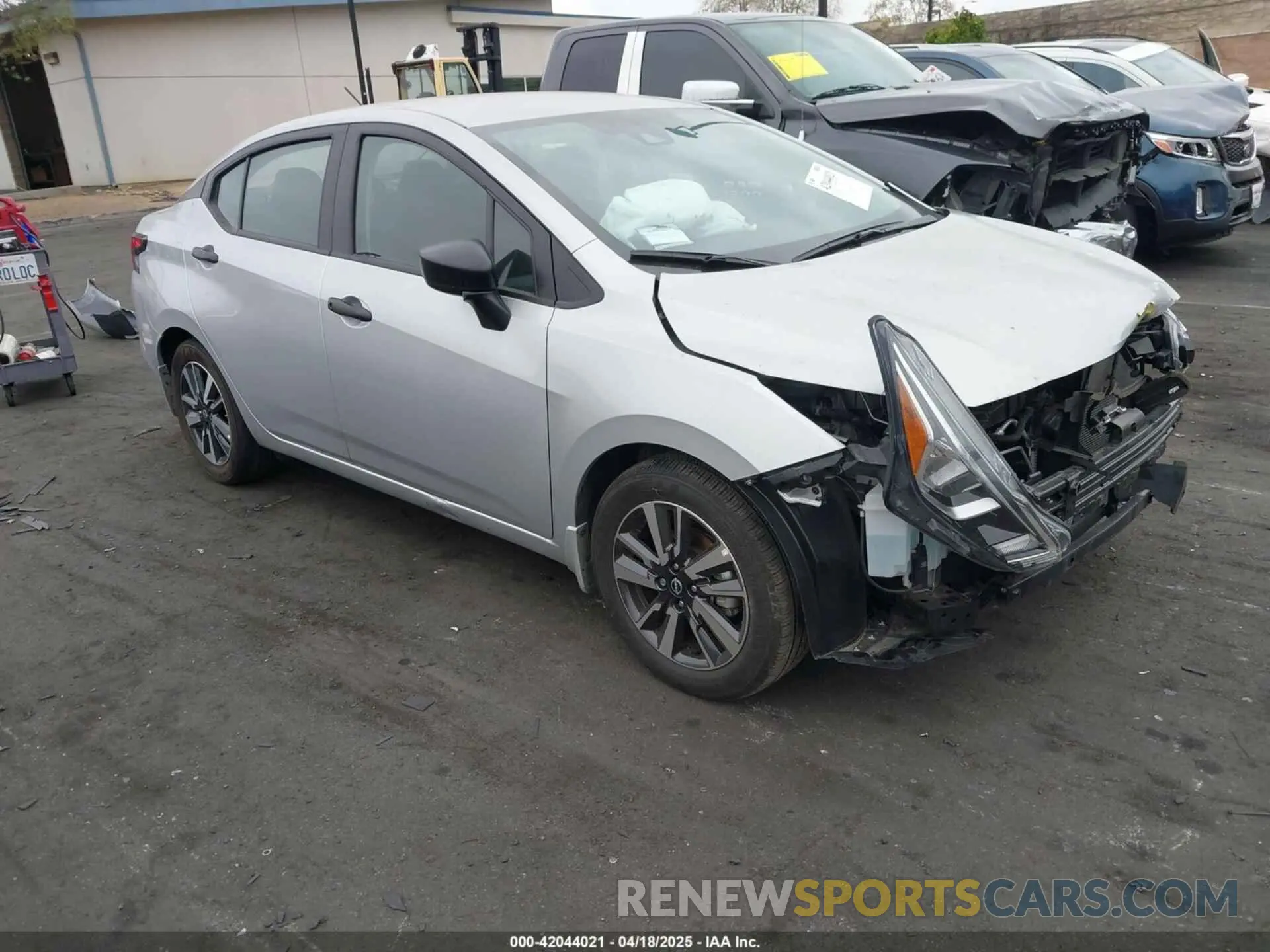 1 Photograph of a damaged car 3N1CN8DV4RL865799 NISSAN VERSA 2024