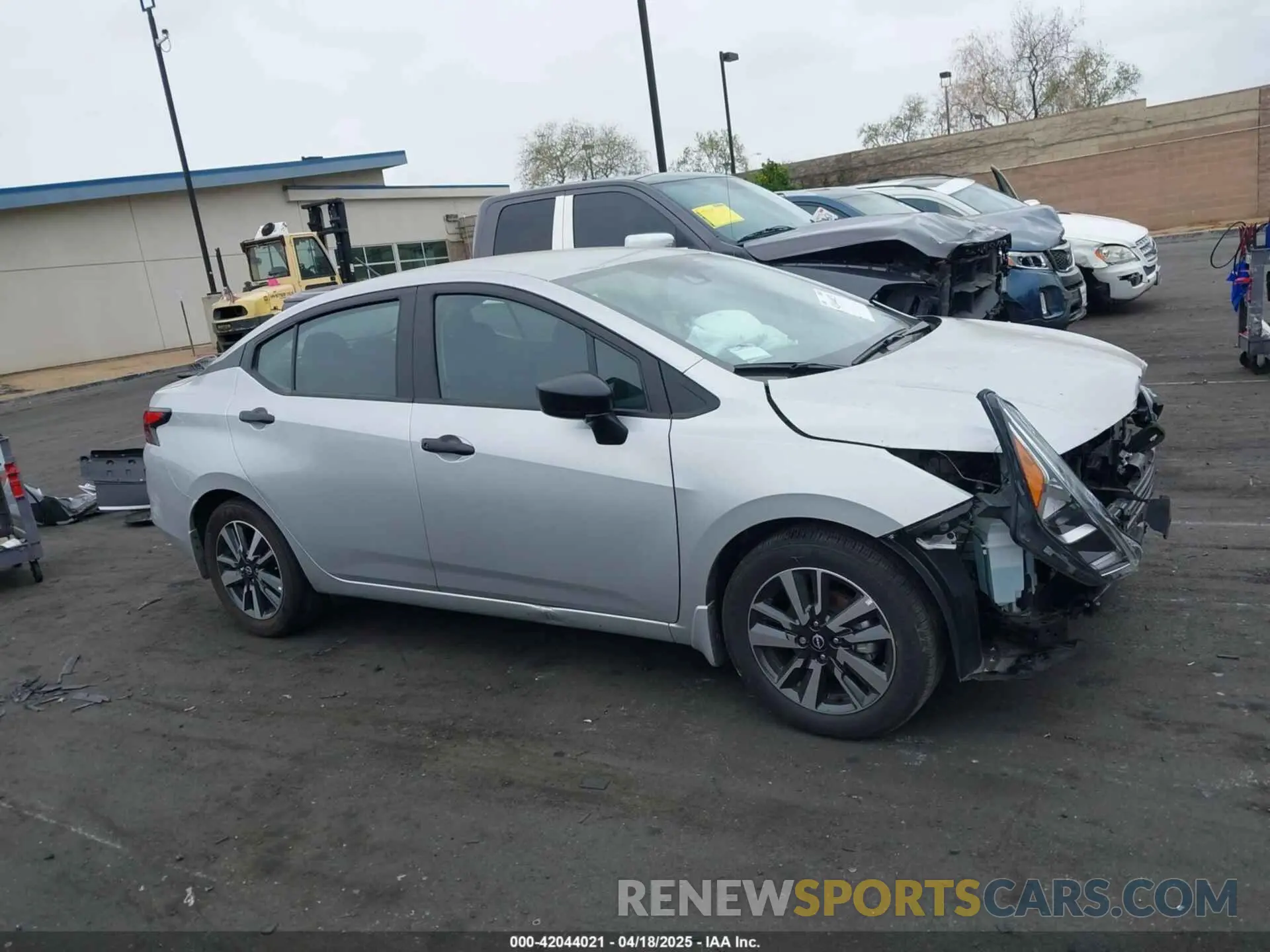 14 Photograph of a damaged car 3N1CN8DV4RL865799 NISSAN VERSA 2024