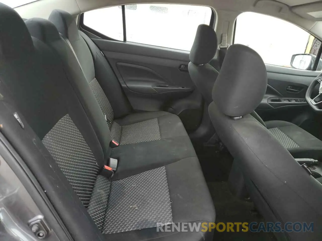 10 Photograph of a damaged car 3N1CN8DV4RL866905 NISSAN VERSA 2024