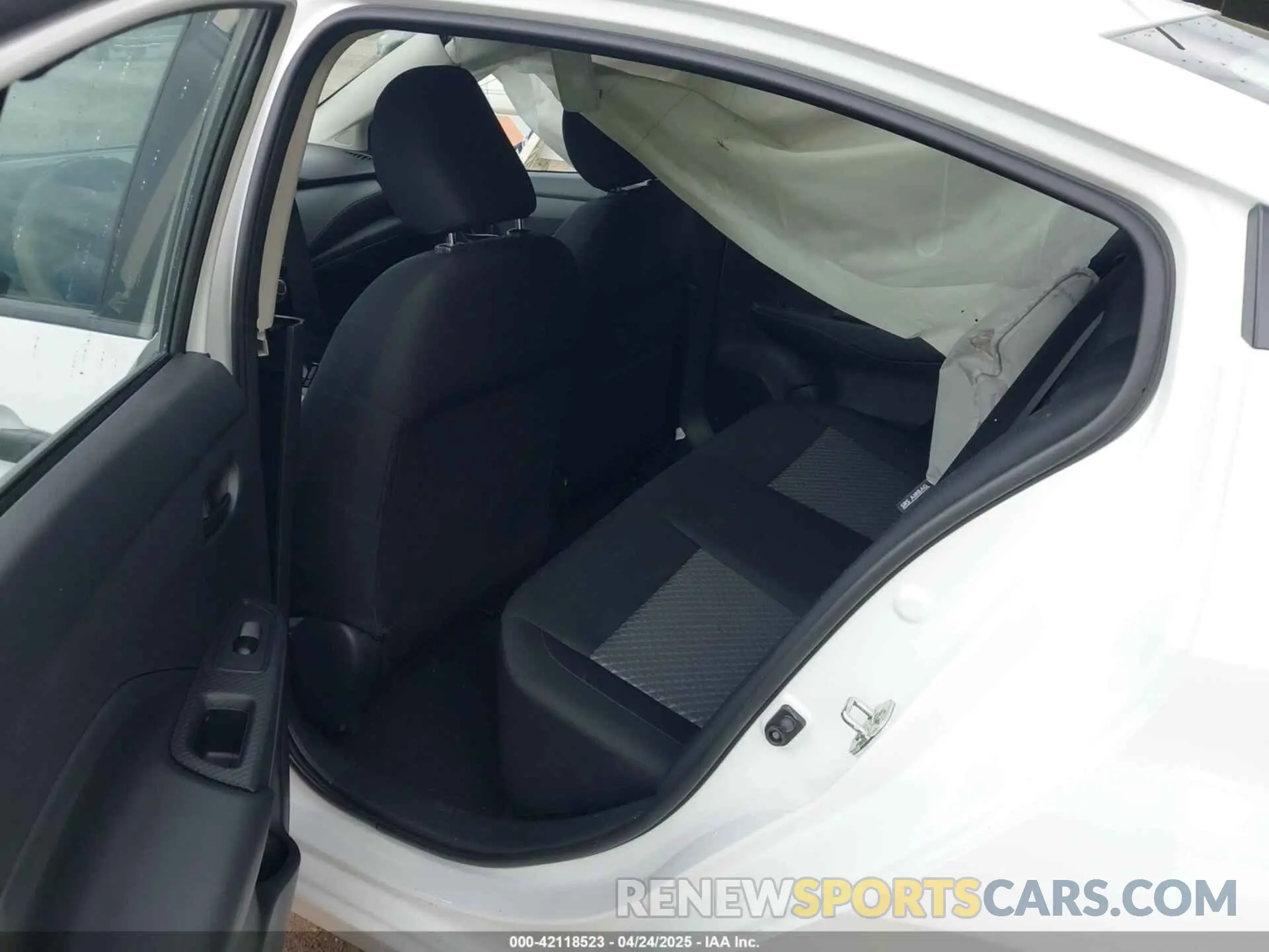 8 Photograph of a damaged car 3N1CN8DV4RL924009 NISSAN VERSA 2024