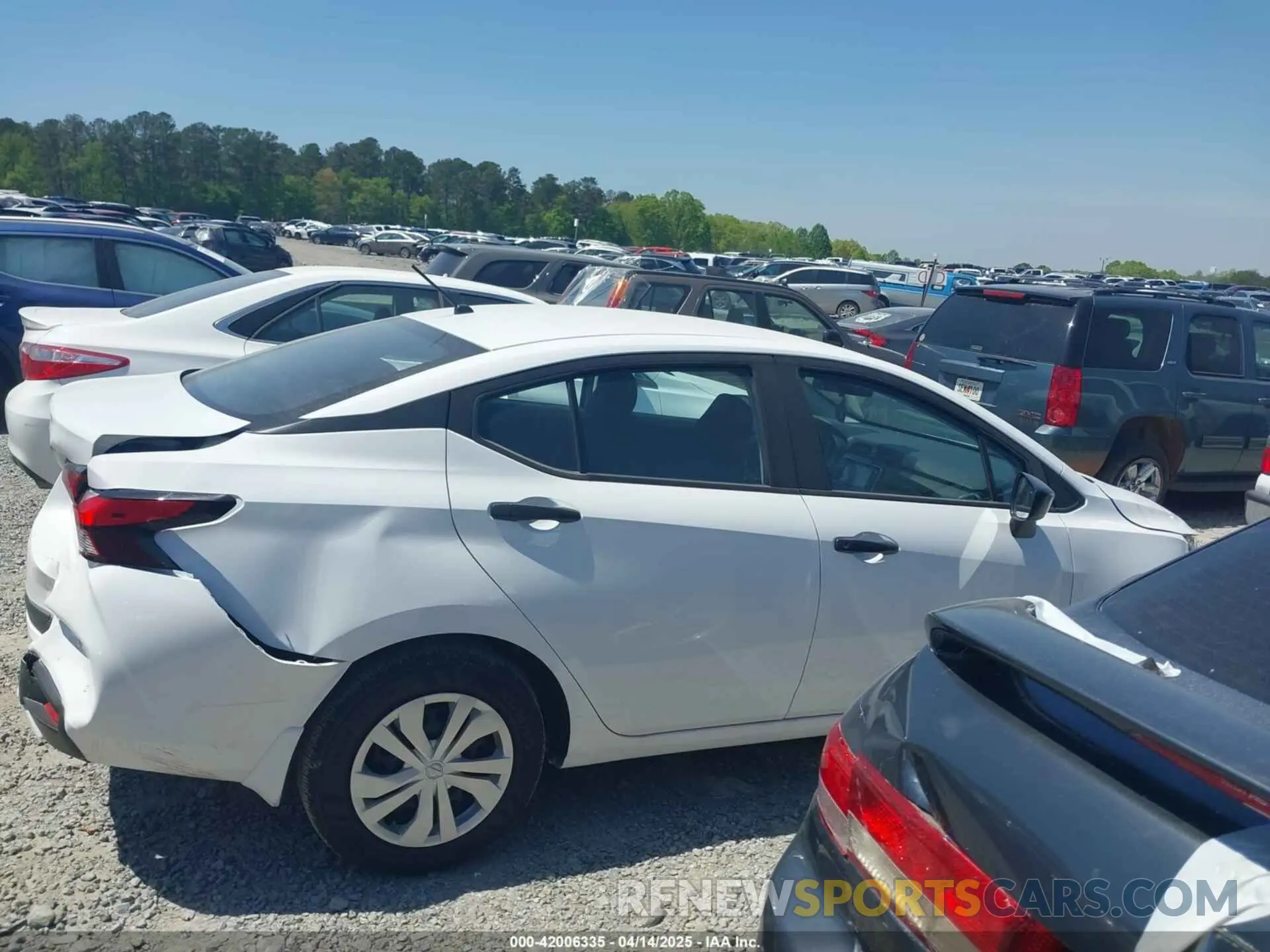 13 Photograph of a damaged car 3N1CN8DV4RL928738 NISSAN VERSA 2024