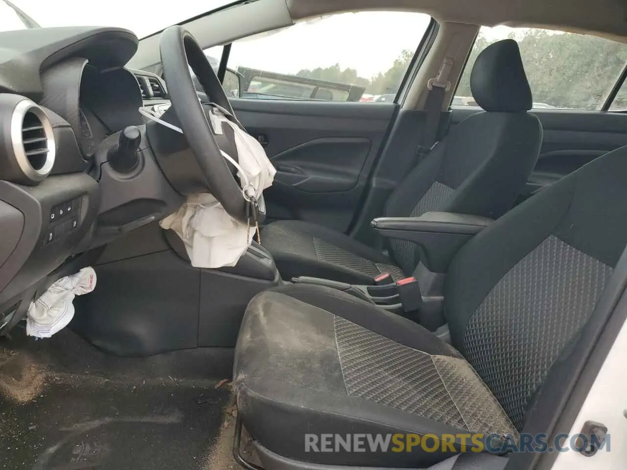 7 Photograph of a damaged car 3N1CN8DV5RL860238 NISSAN VERSA 2024