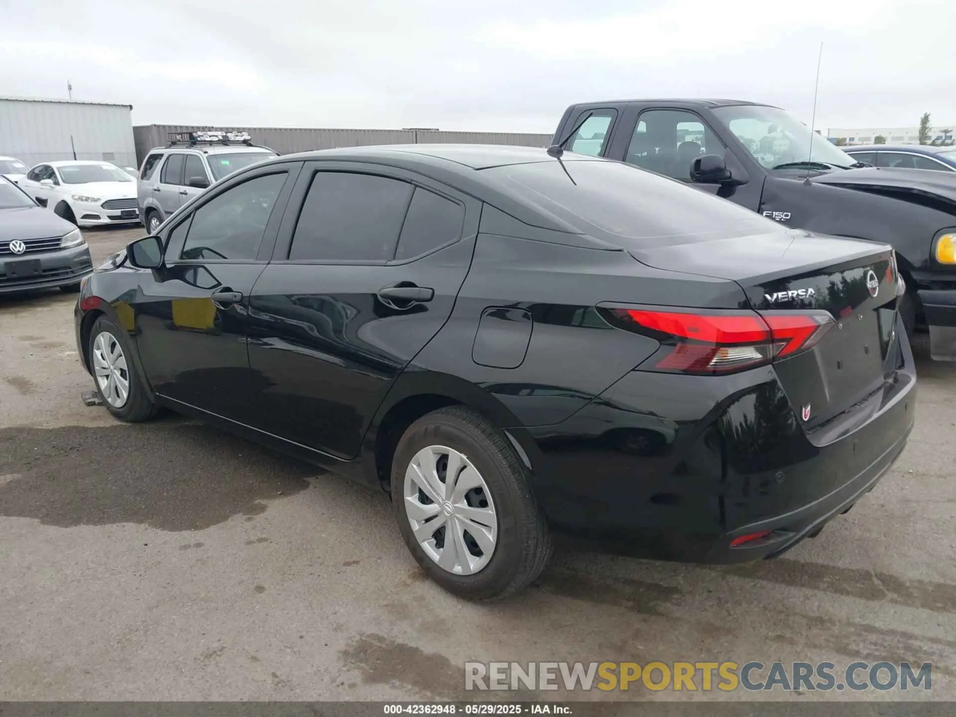 3 Photograph of a damaged car 3N1CN8DV5RL862720 NISSAN VERSA 2024
