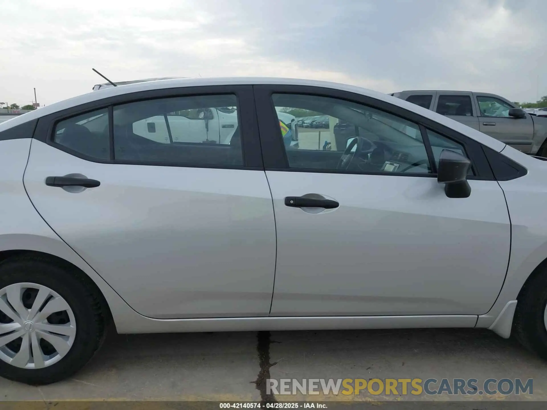 13 Photograph of a damaged car 3N1CN8DV5RL866833 NISSAN VERSA 2024