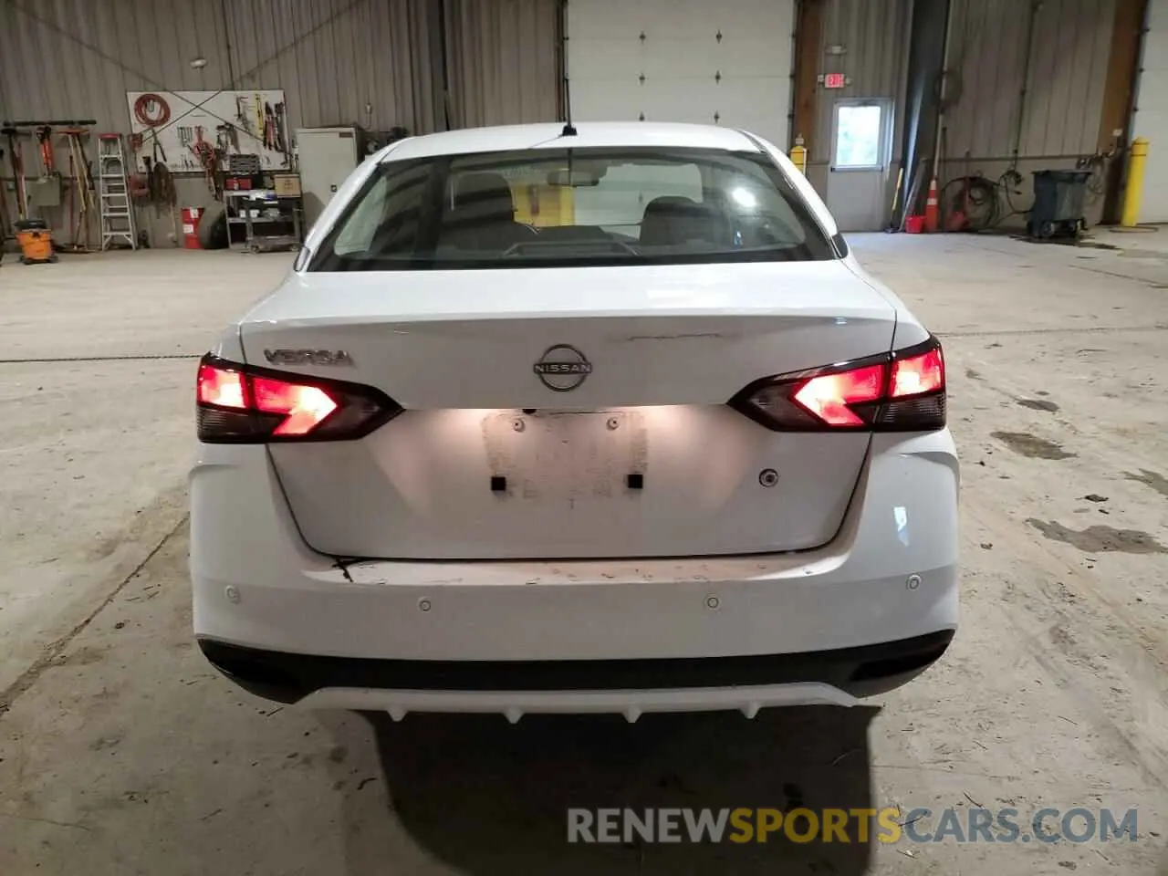 6 Photograph of a damaged car 3N1CN8DV5RL866850 NISSAN VERSA 2024