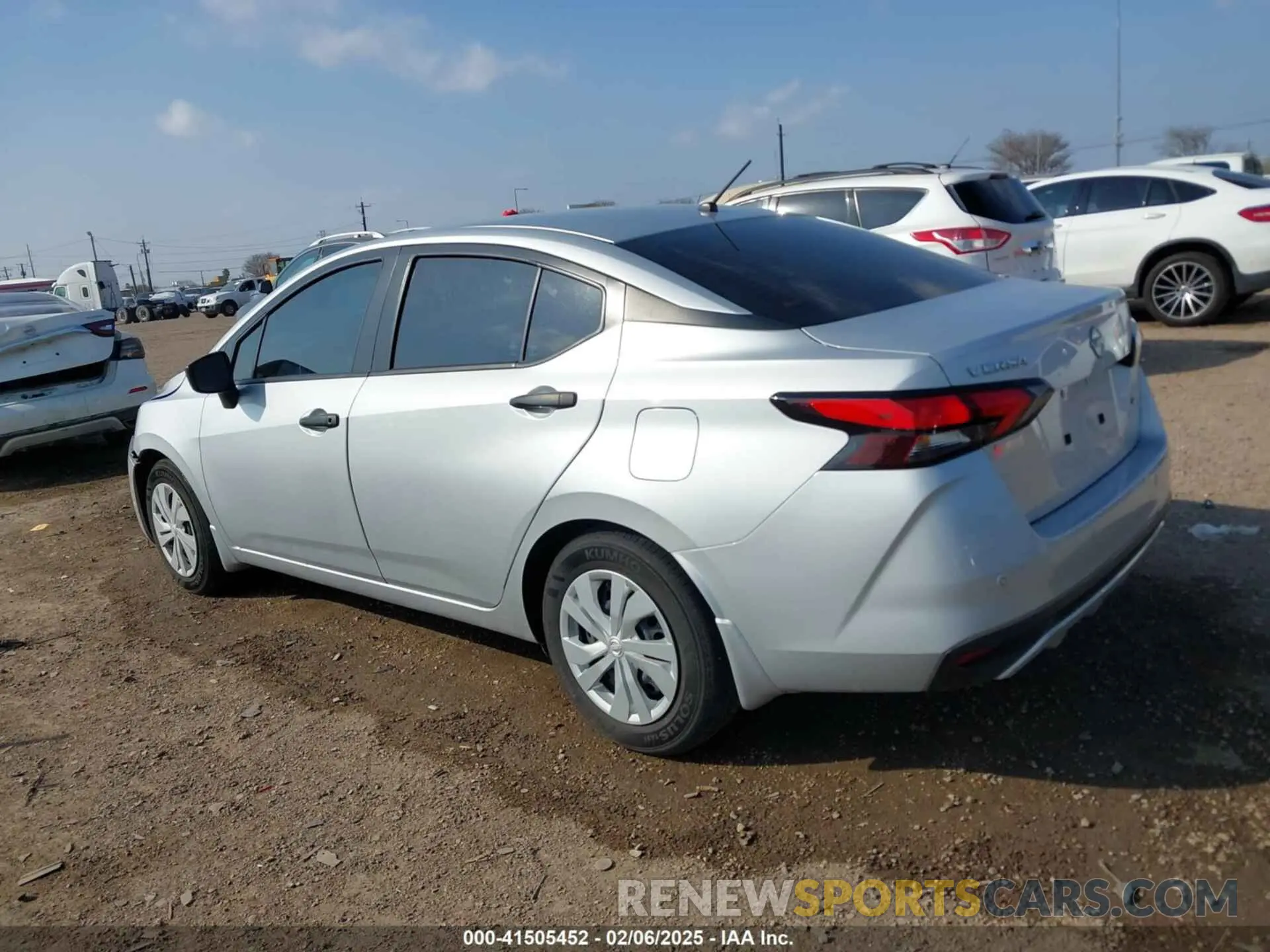 15 Photograph of a damaged car 3N1CN8DV5RL884491 NISSAN VERSA 2024