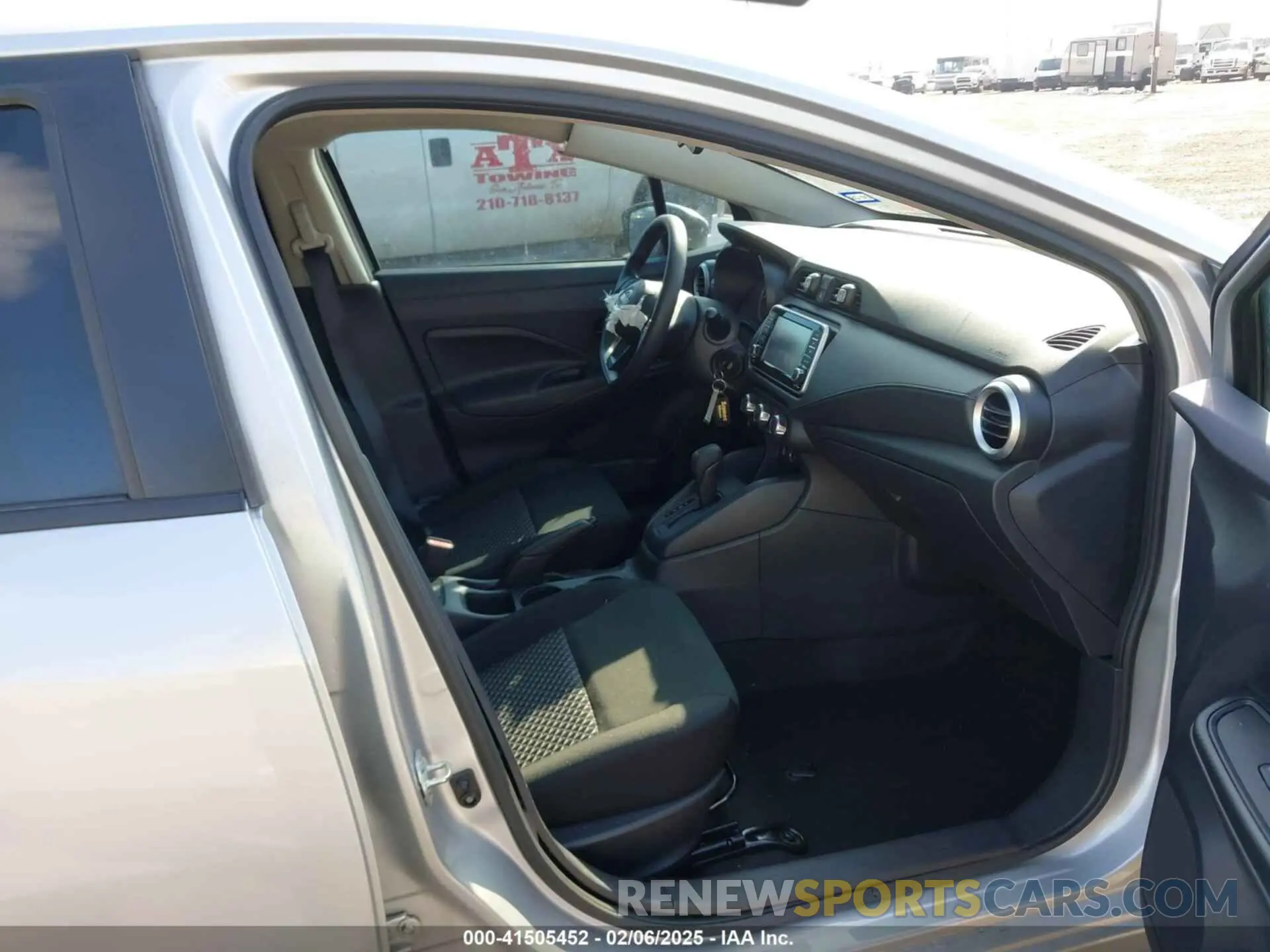 5 Photograph of a damaged car 3N1CN8DV5RL884491 NISSAN VERSA 2024