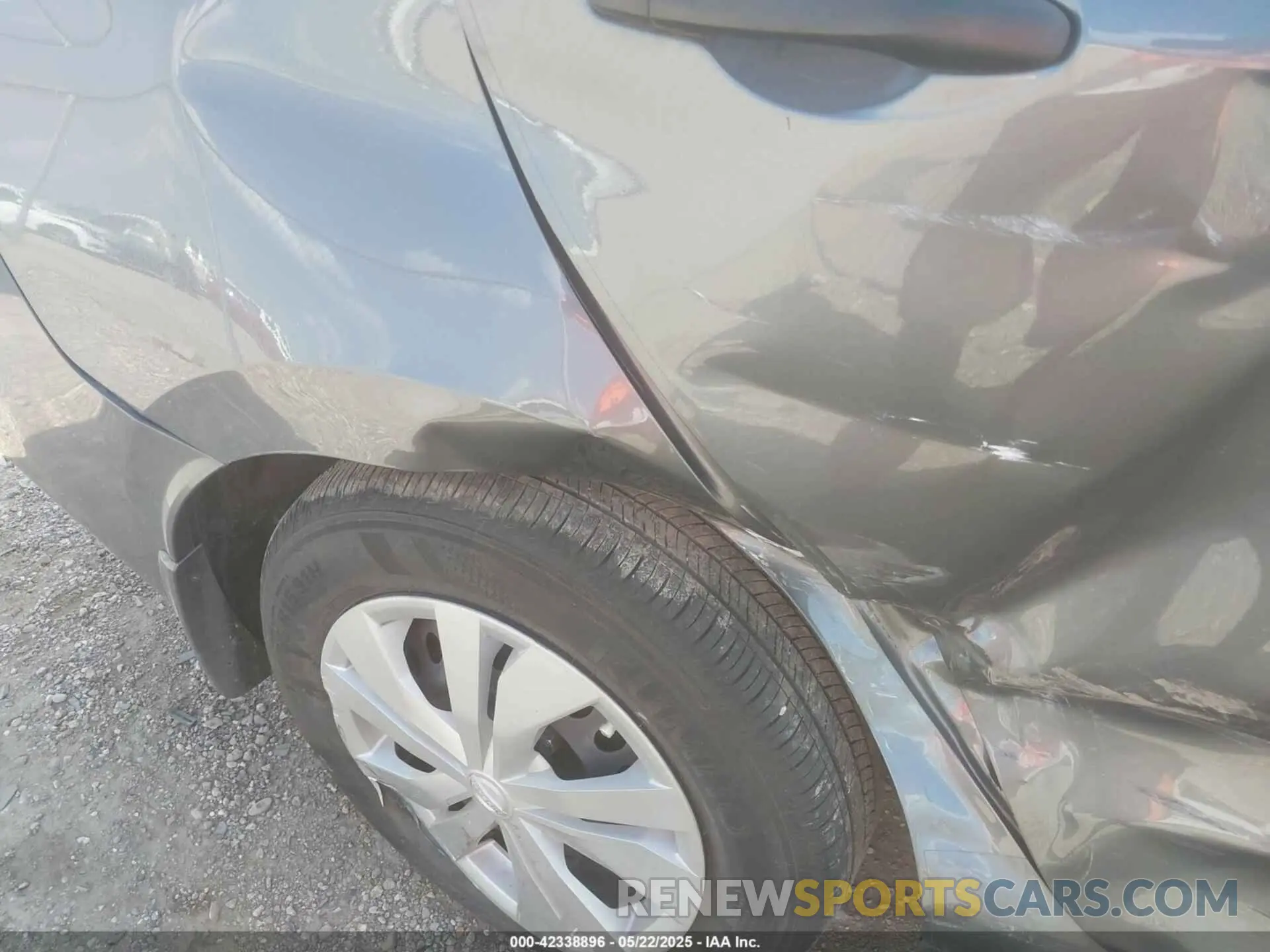 17 Photograph of a damaged car 3N1CN8DV6RL874259 NISSAN VERSA 2024