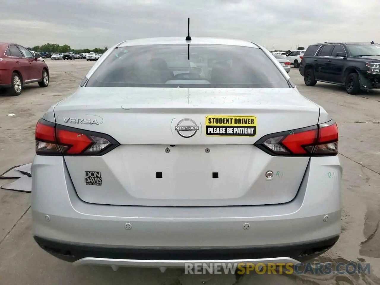 6 Photograph of a damaged car 3N1CN8DV6RL900181 NISSAN VERSA 2024