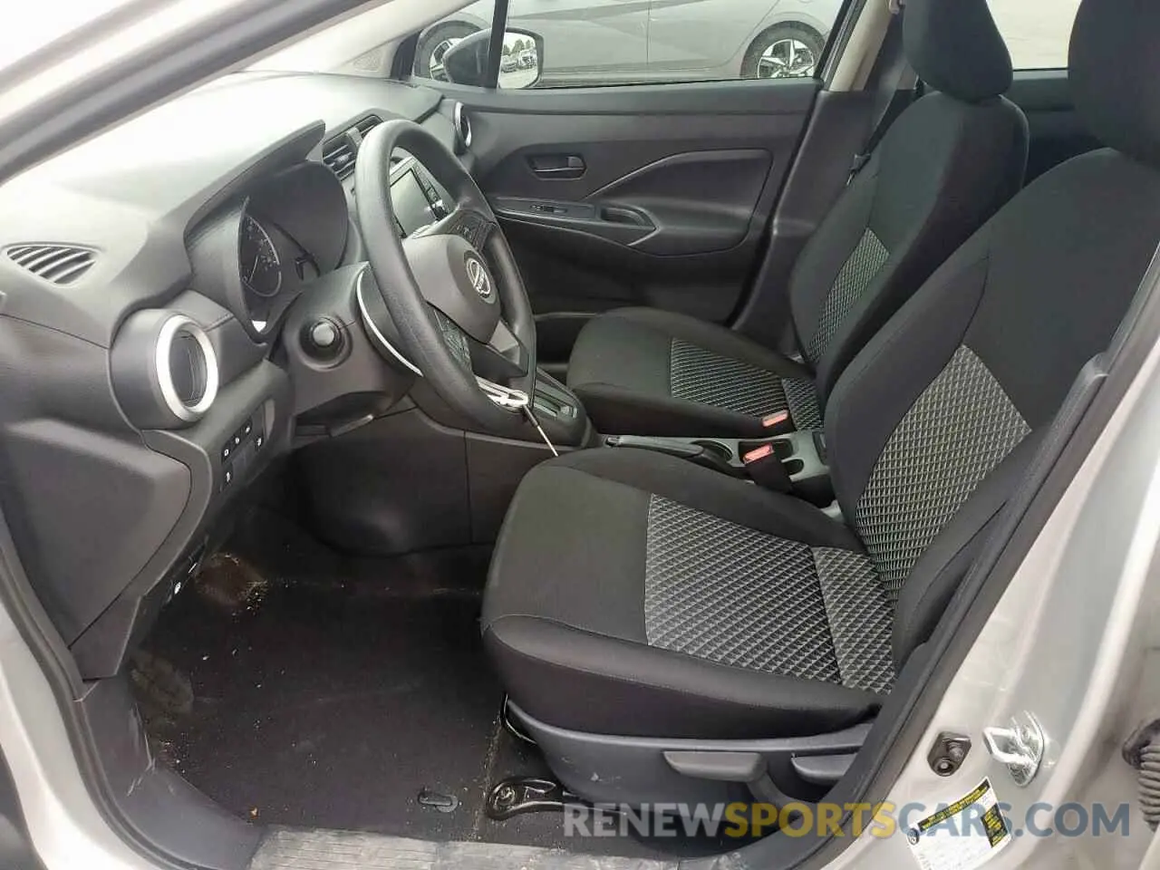 7 Photograph of a damaged car 3N1CN8DV6RL900181 NISSAN VERSA 2024