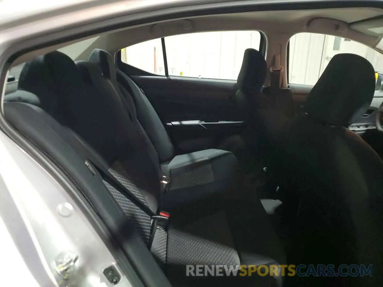 10 Photograph of a damaged car 3N1CN8DV6RL928952 NISSAN VERSA 2024