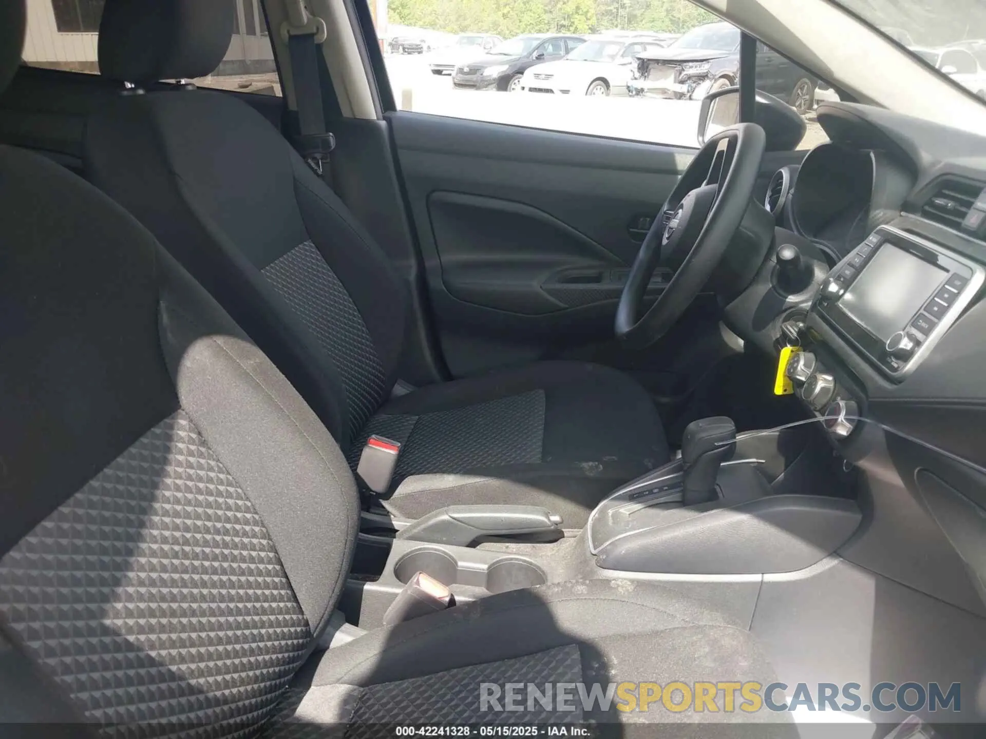 5 Photograph of a damaged car 3N1CN8DV7RL906359 NISSAN VERSA 2024