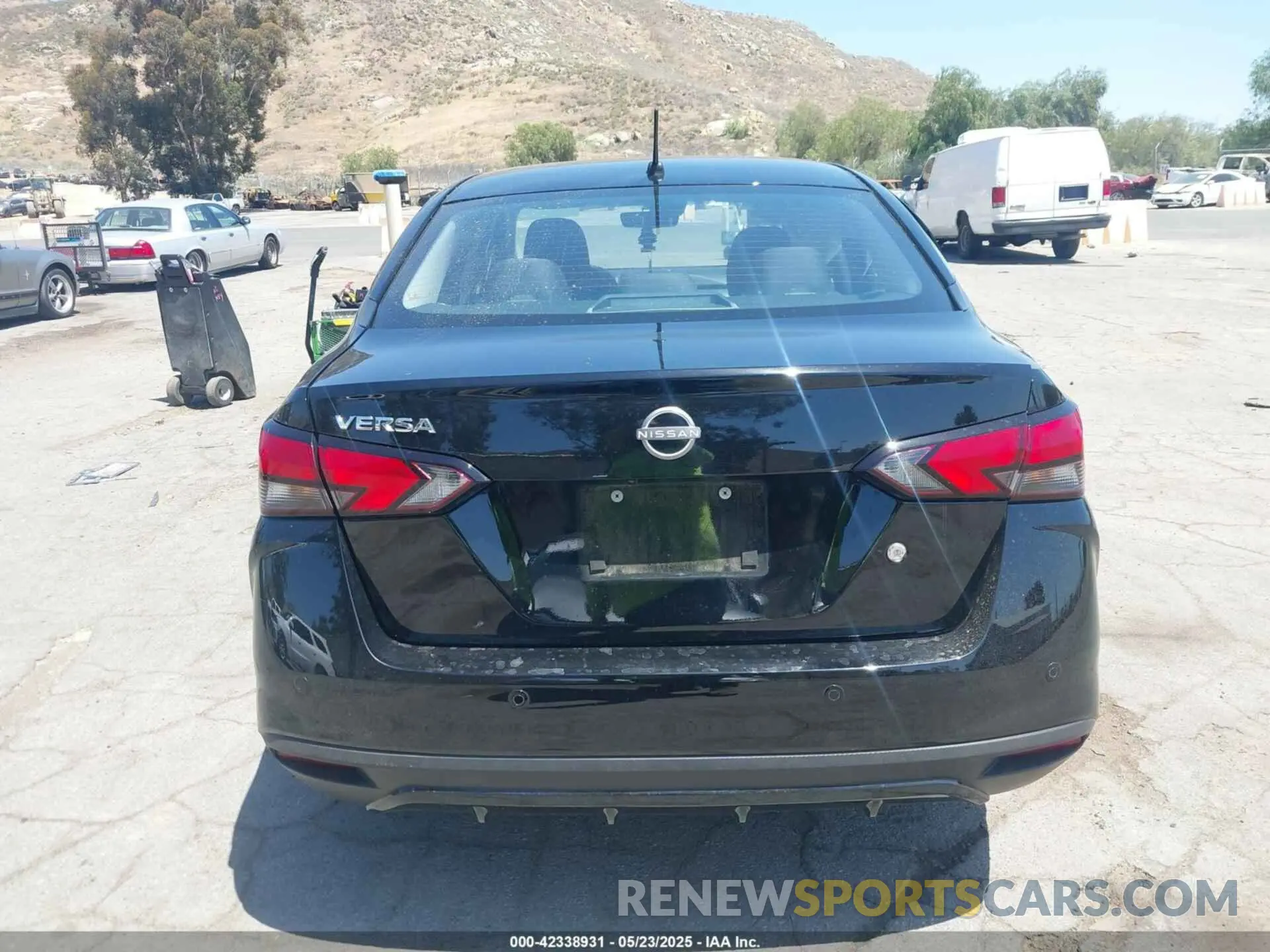 17 Photograph of a damaged car 3N1CN8DV7RL906667 NISSAN VERSA 2024