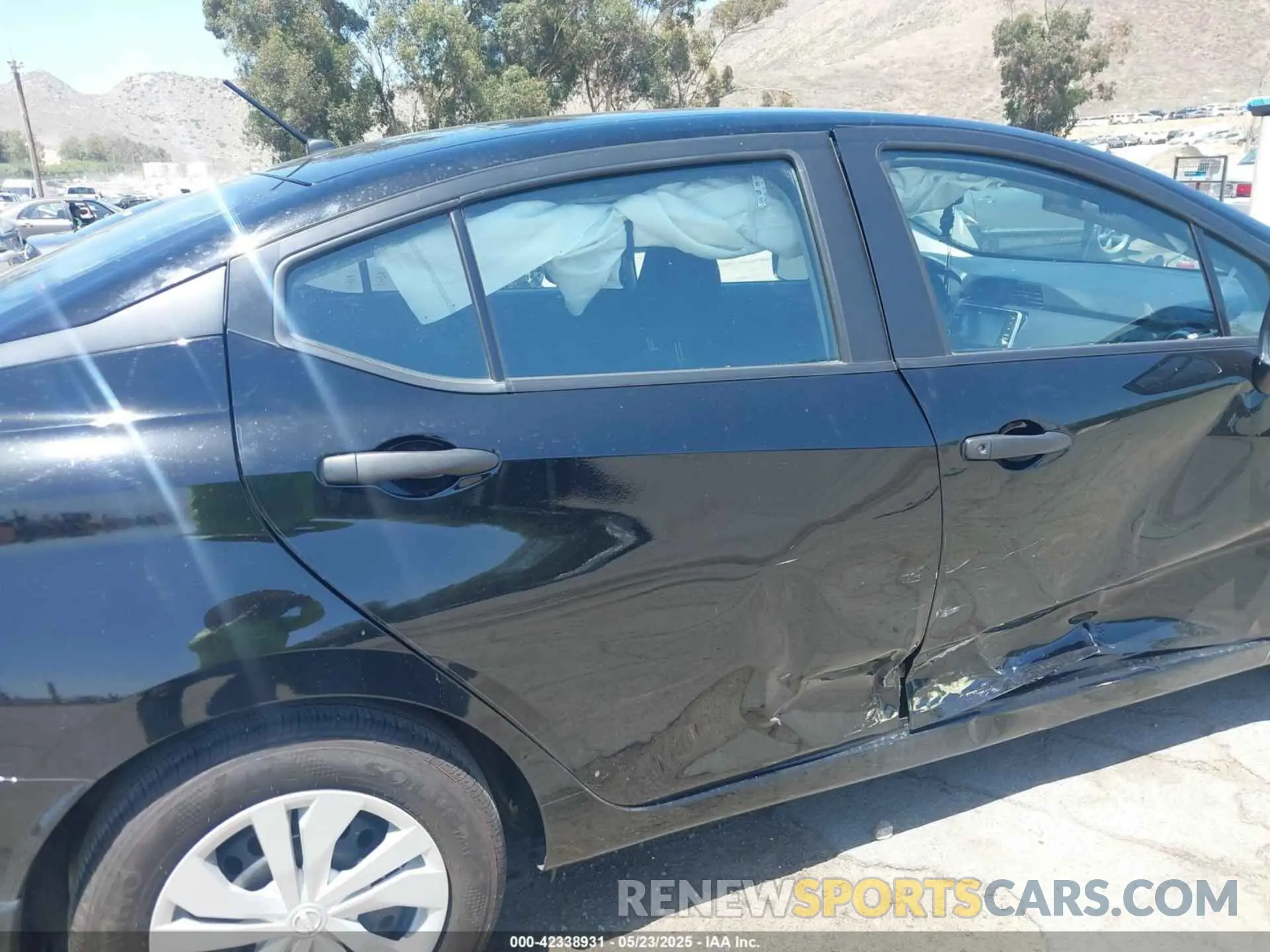 6 Photograph of a damaged car 3N1CN8DV7RL906667 NISSAN VERSA 2024