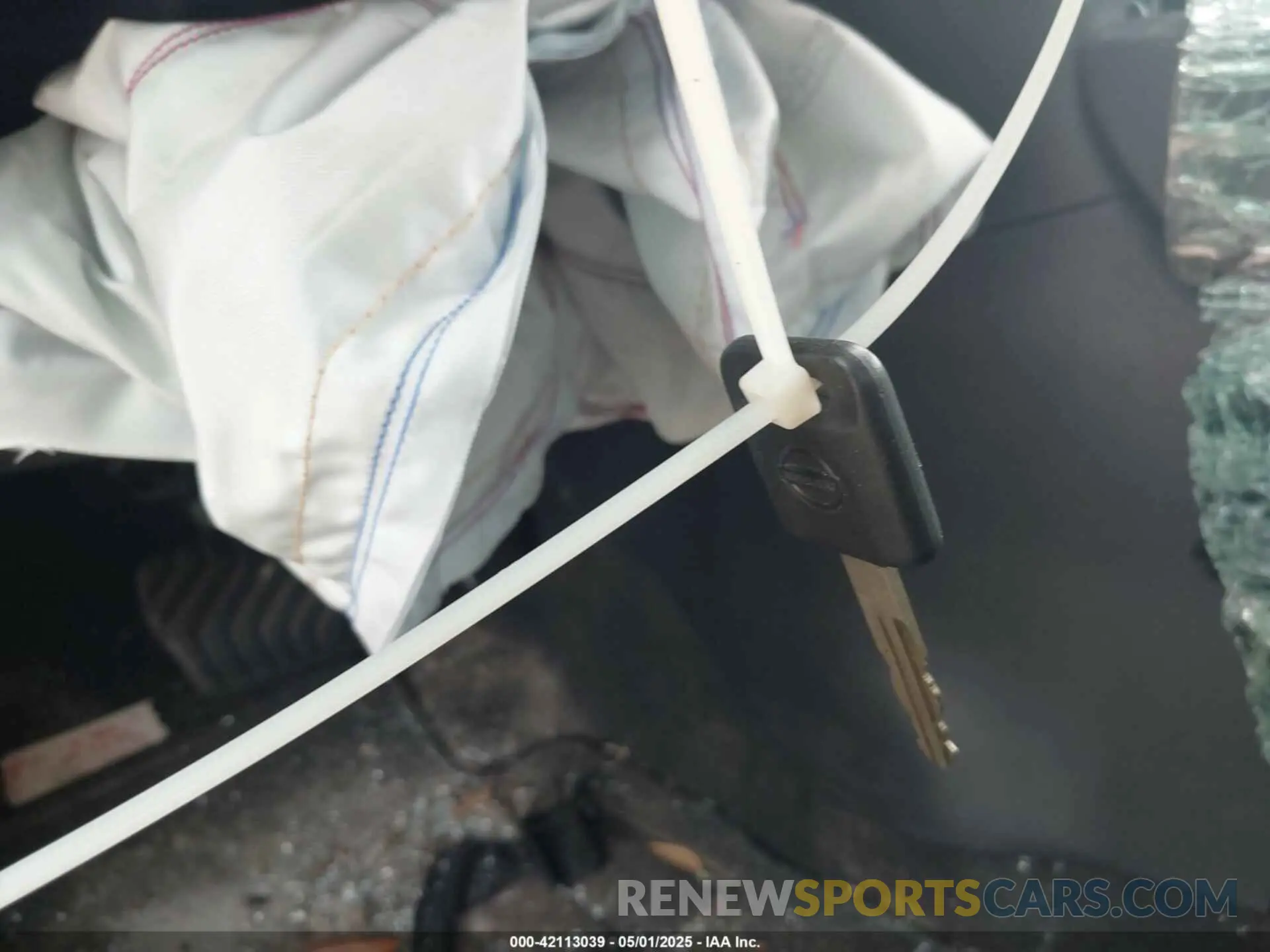 11 Photograph of a damaged car 3N1CN8DV9RL872828 NISSAN VERSA 2024