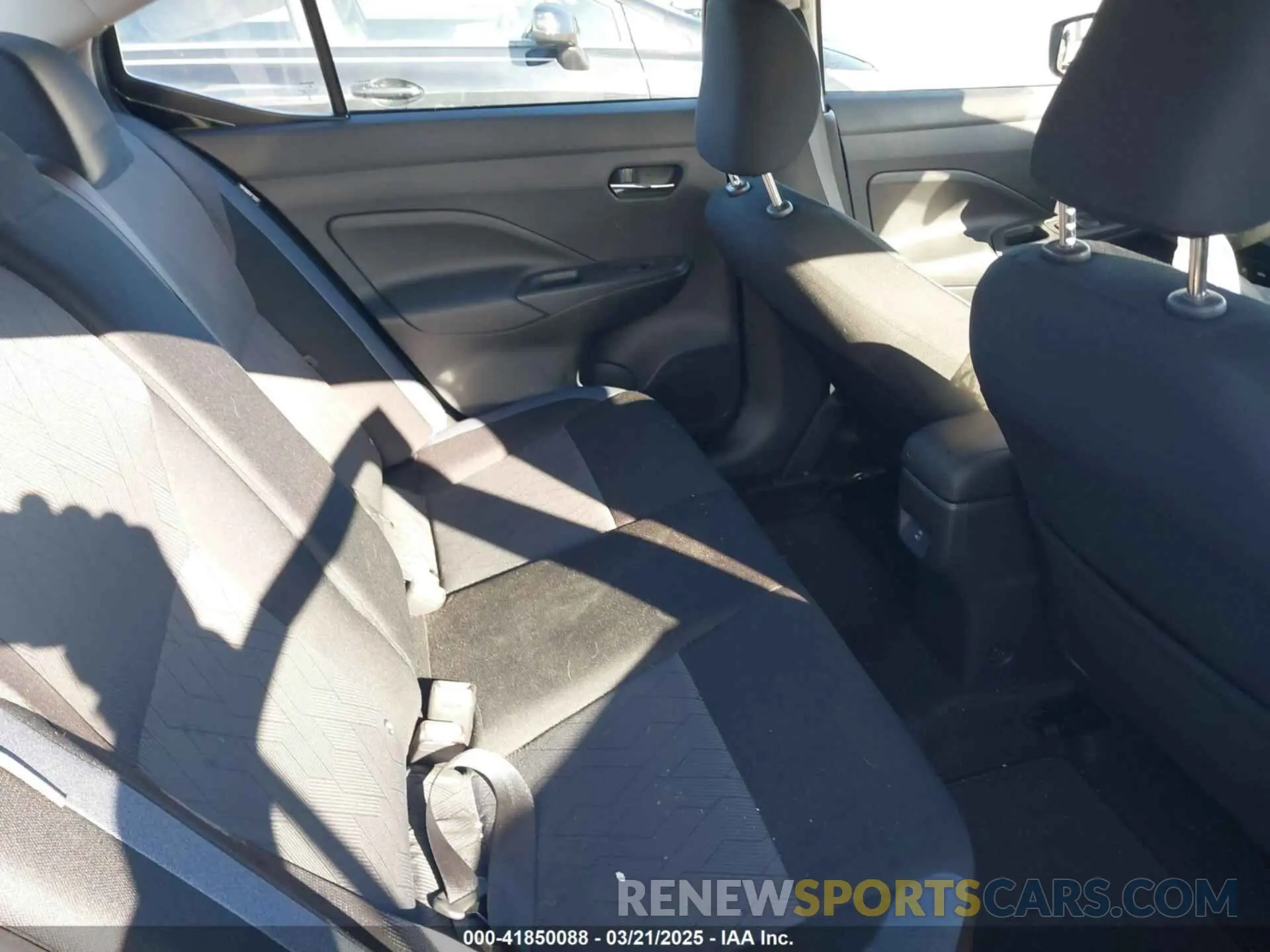 8 Photograph of a damaged car 3N1CN8EV1RL924936 NISSAN VERSA 2024