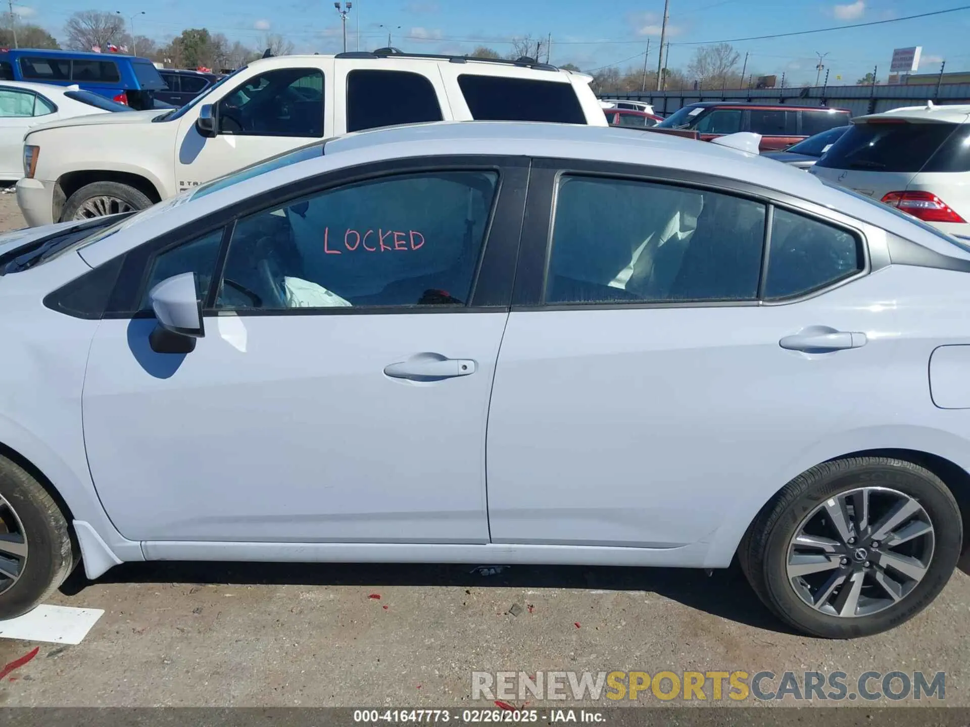 13 Photograph of a damaged car 3N1CN8EV2RL922631 NISSAN VERSA 2024