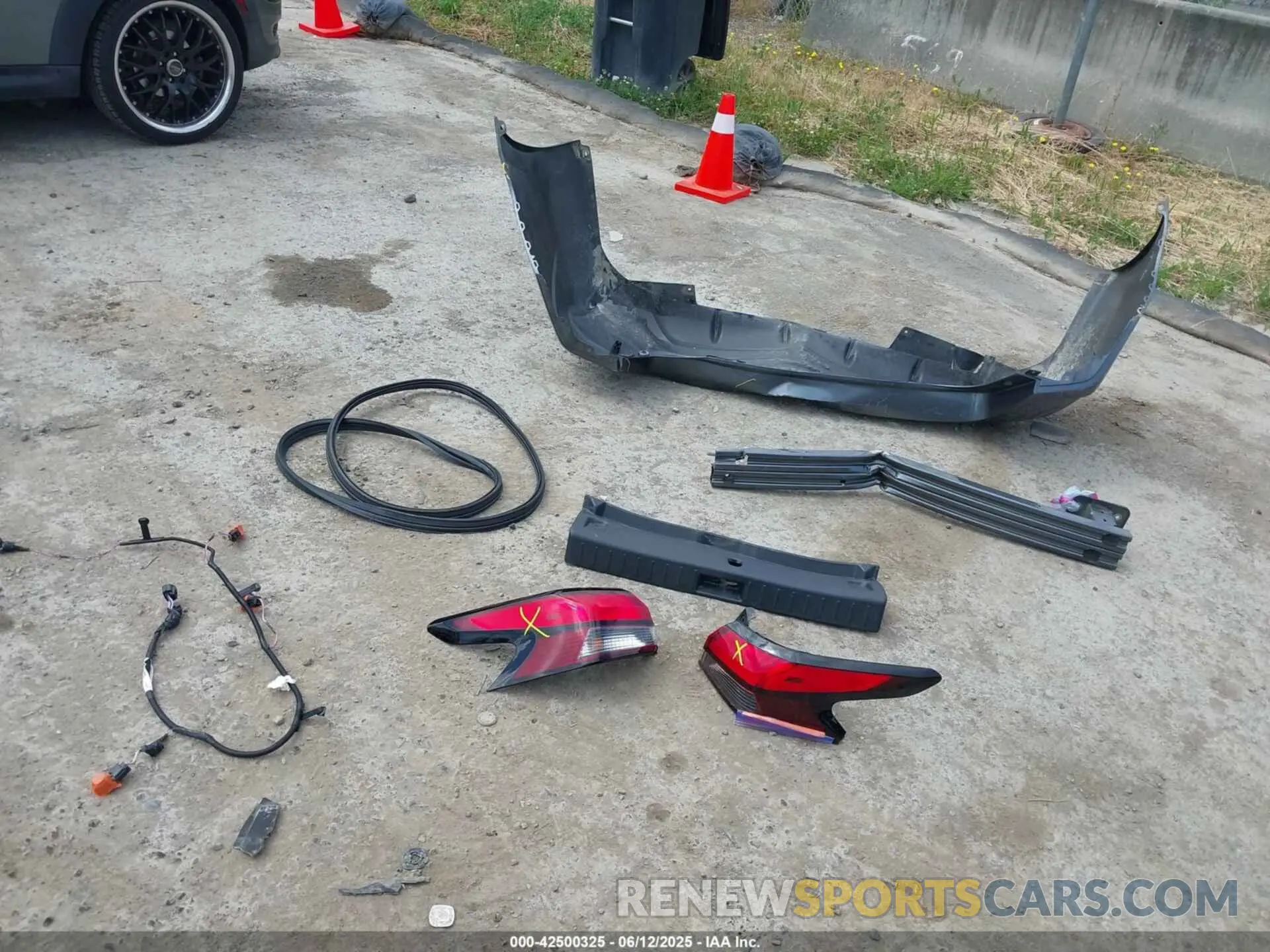 12 Photograph of a damaged car 3N1CN8EV6RL910272 NISSAN VERSA 2024