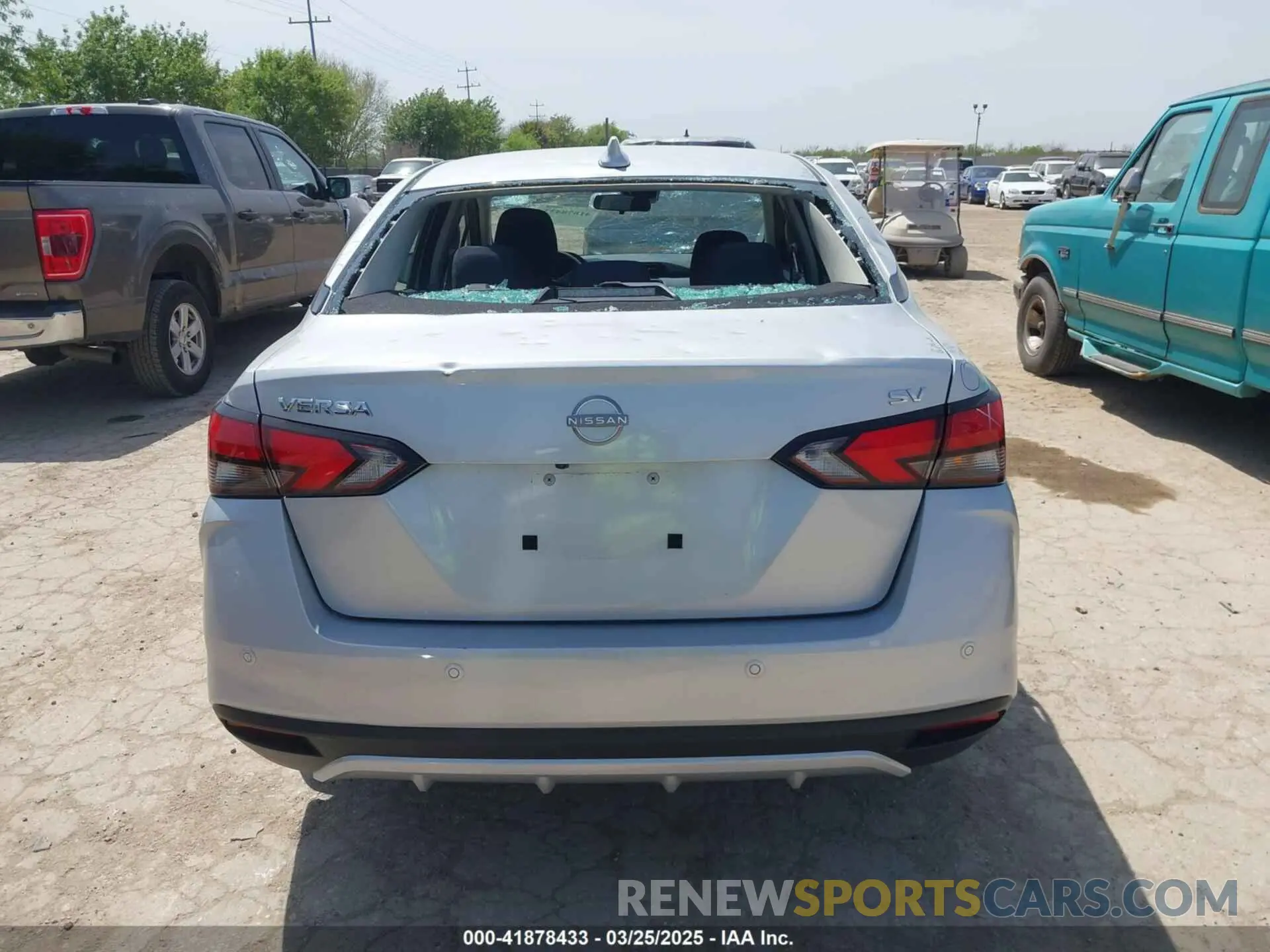 16 Photograph of a damaged car 3N1CN8EV8RL902254 NISSAN VERSA 2024