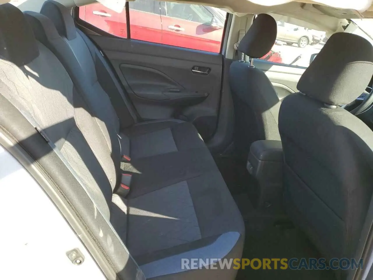 10 Photograph of a damaged car 3N1CN8EV9RL929172 NISSAN VERSA 2024