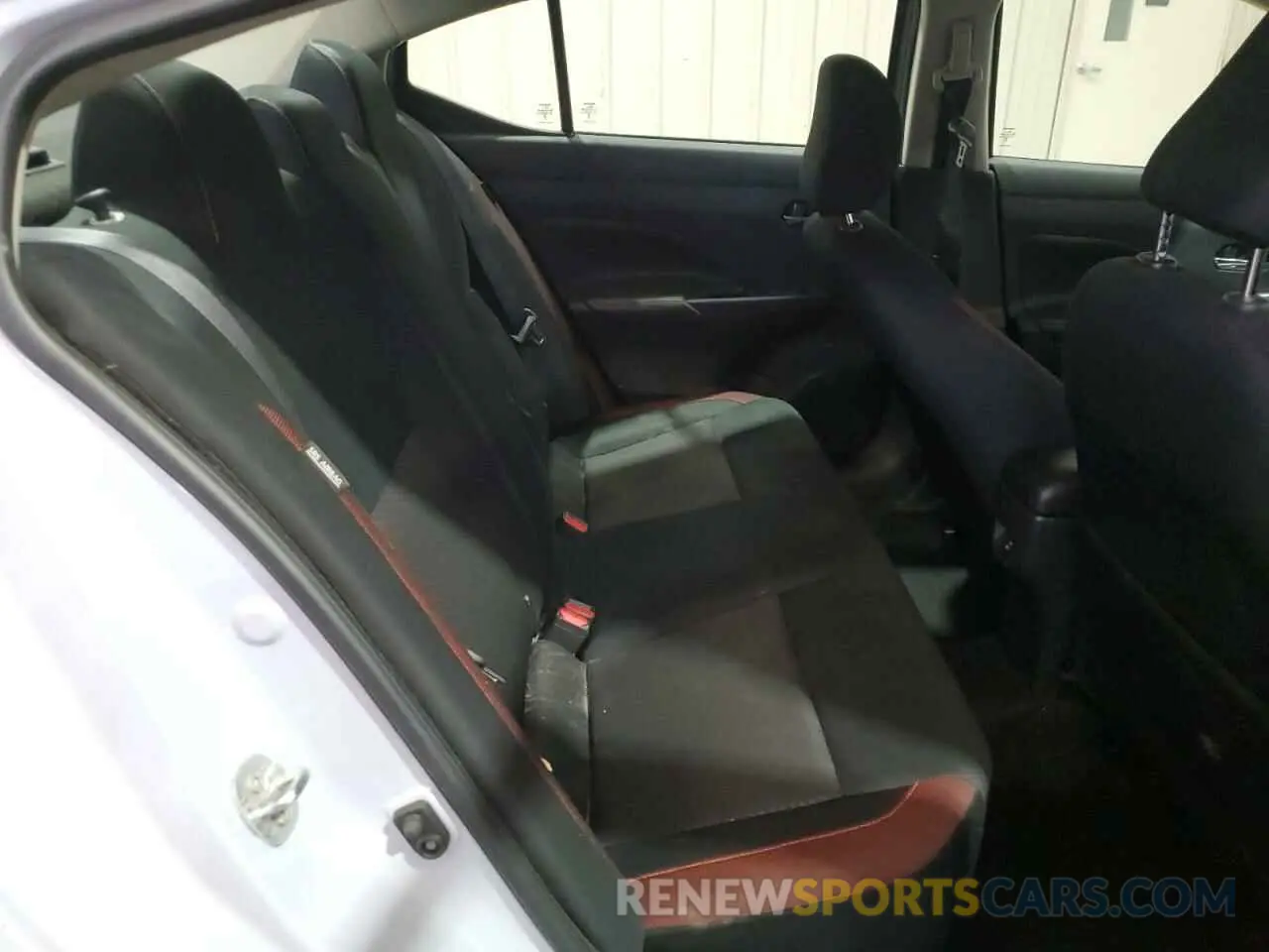 10 Photograph of a damaged car 3N1CN8FV5RL907457 NISSAN VERSA 2024