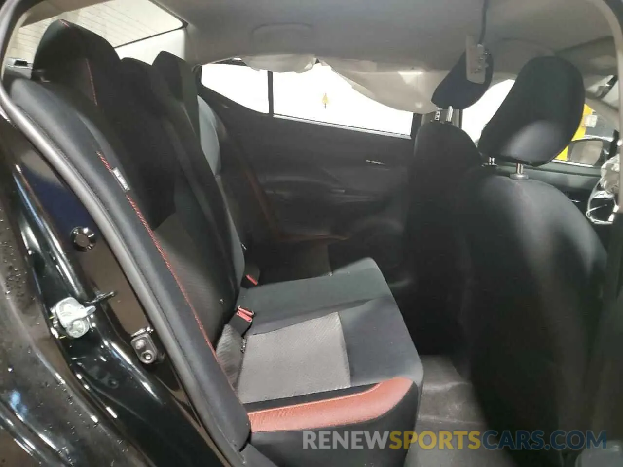 10 Photograph of a damaged car 3N1CN8FV5RL913887 NISSAN VERSA 2024