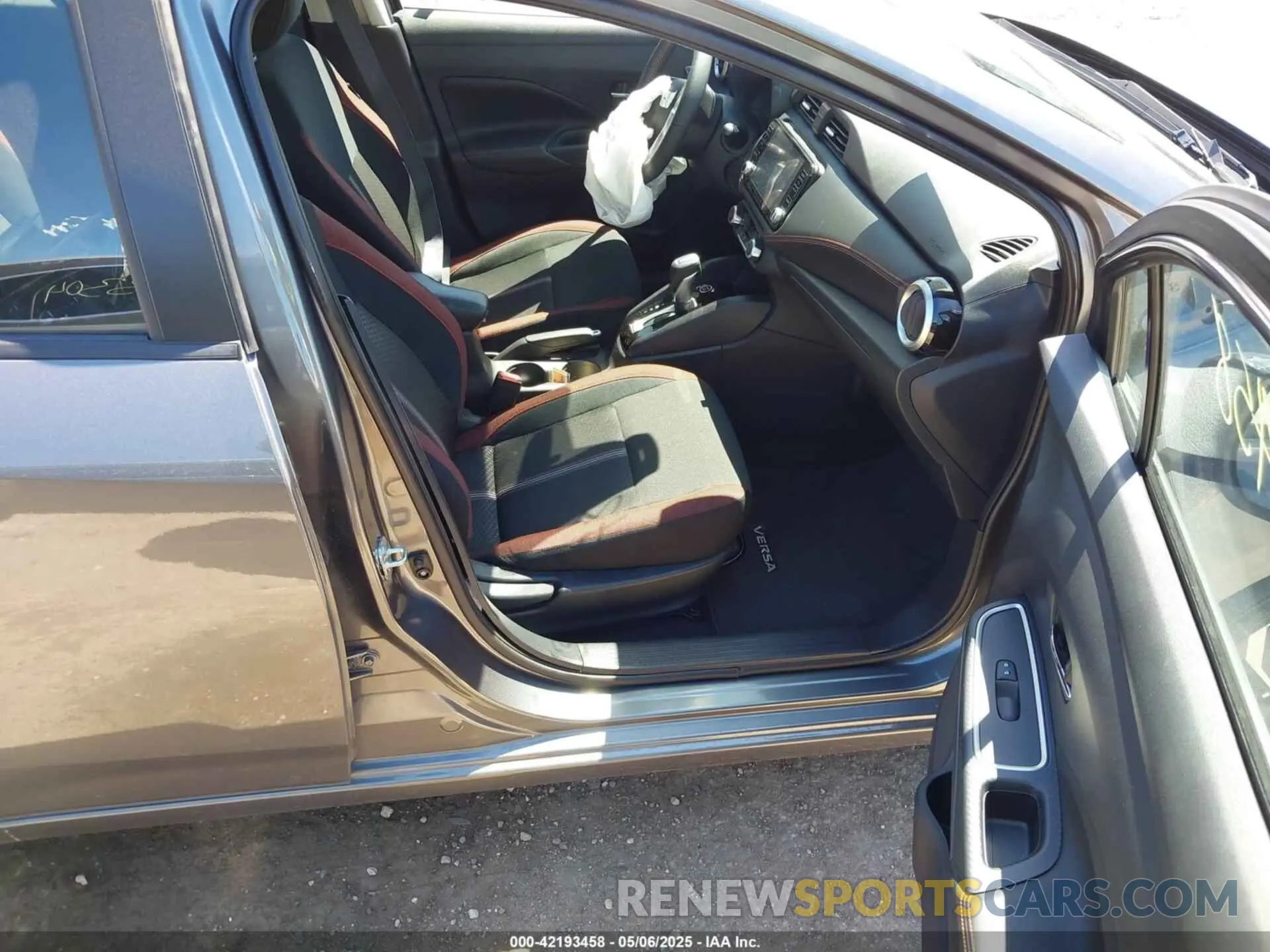 5 Photograph of a damaged car 3N1CN8FV9RL865083 NISSAN VERSA 2024
