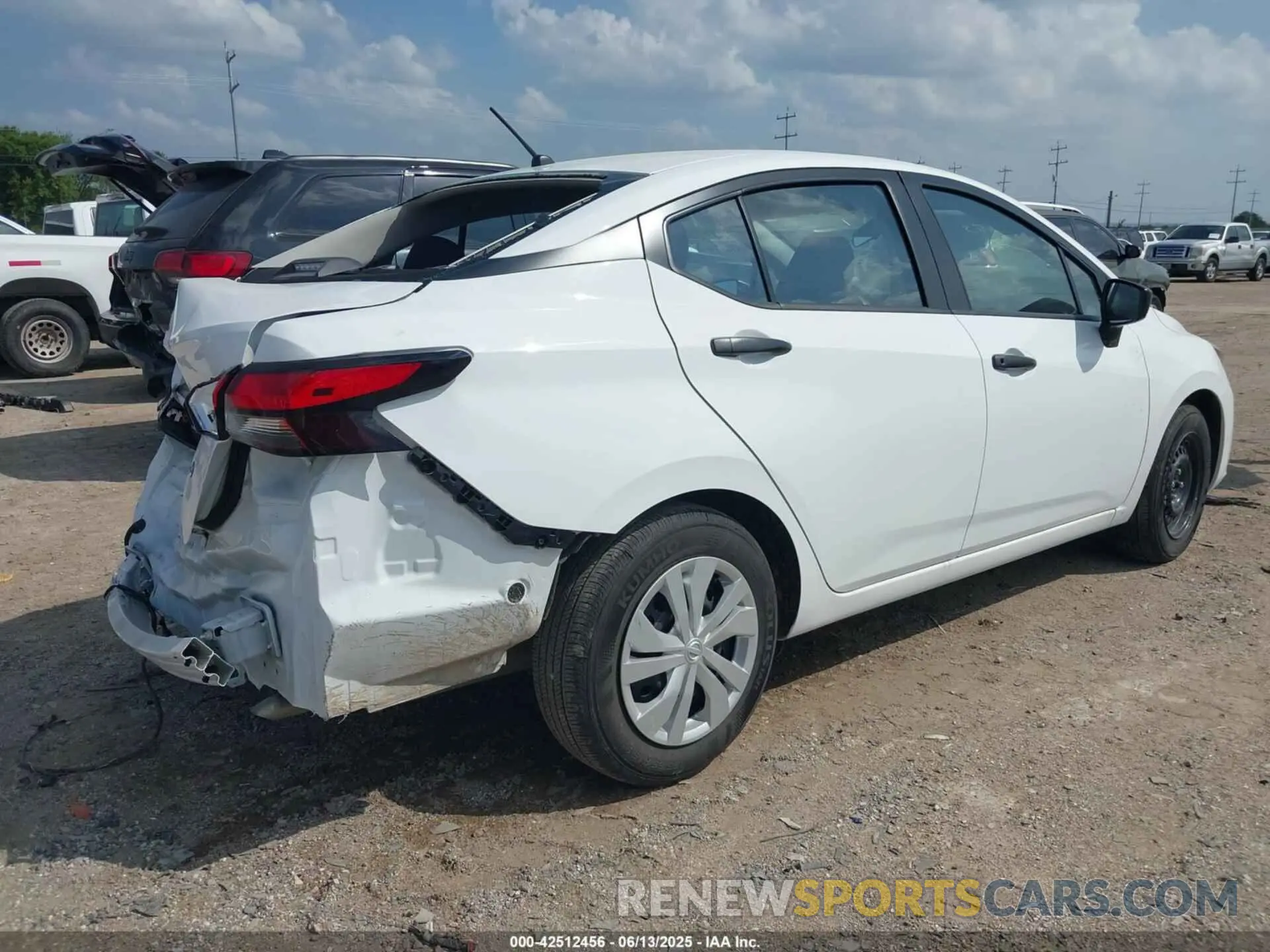 4 Photograph of a damaged car 3N1CN8DV0SL841358 NISSAN VERSA 2025