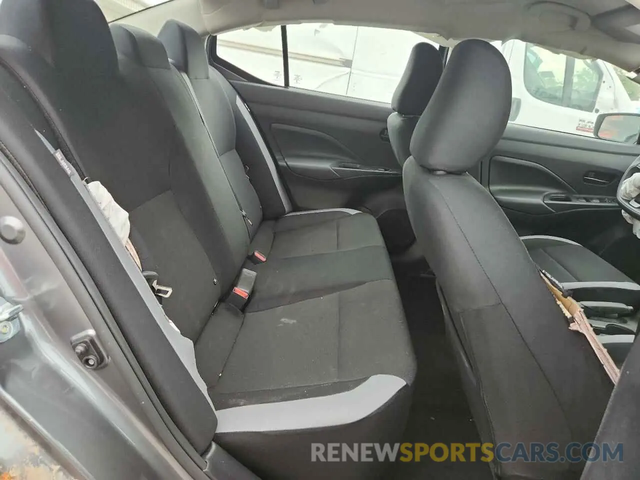 10 Photograph of a damaged car 3N1CN8DV0SL843269 NISSAN VERSA 2025