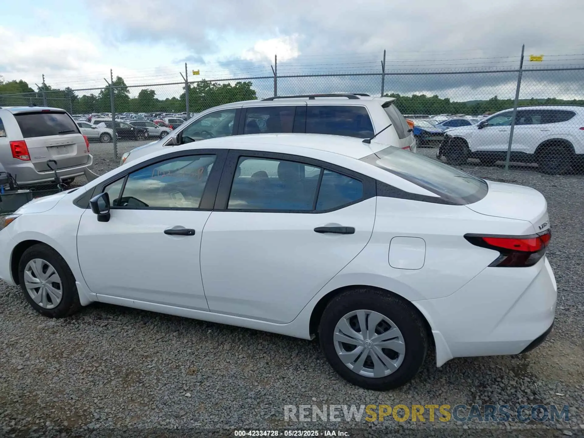 14 Photograph of a damaged car 3N1CN8DV1SL820647 NISSAN VERSA 2025