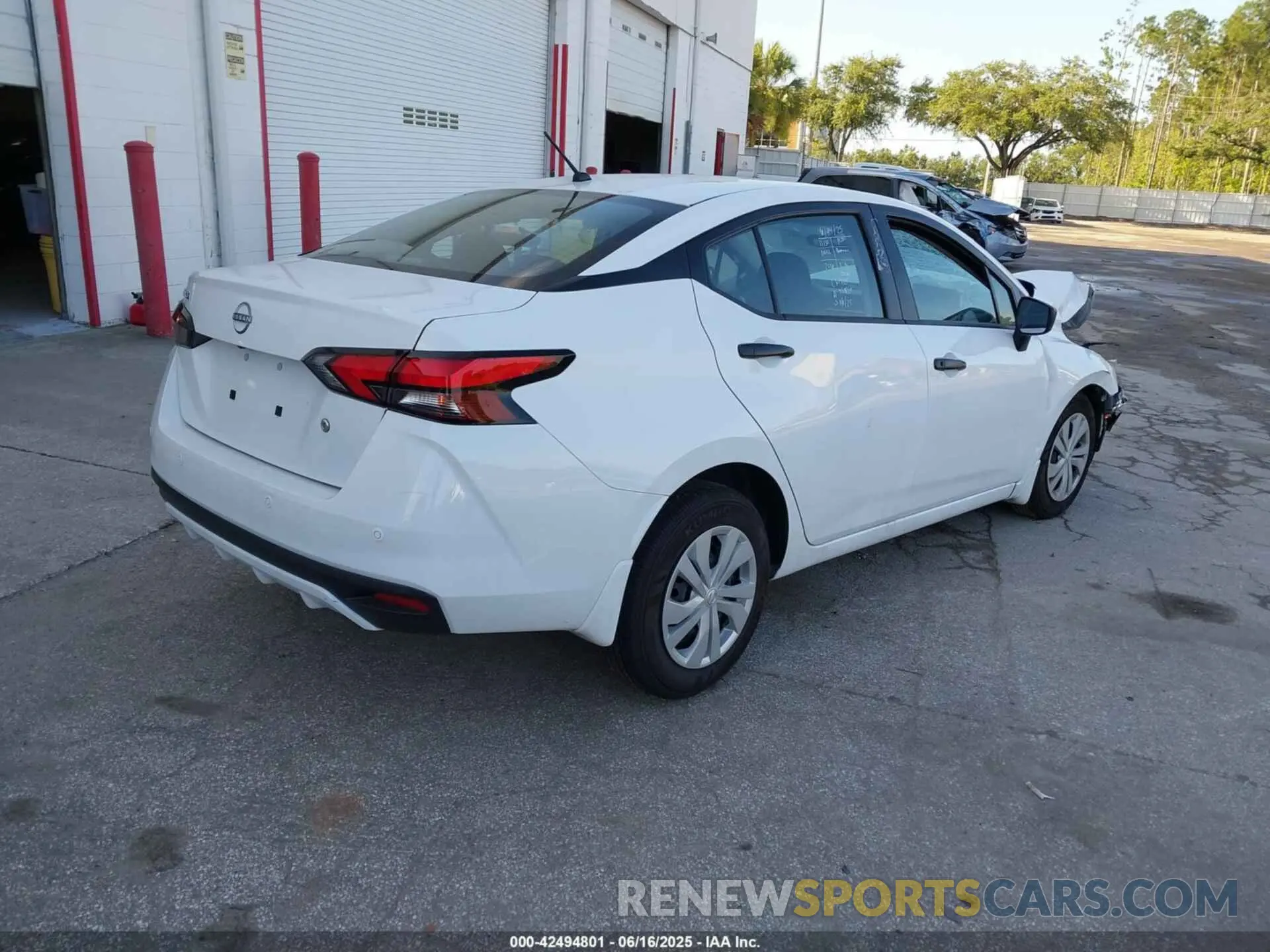 4 Photograph of a damaged car 3N1CN8DV6SL812558 NISSAN VERSA 2025
