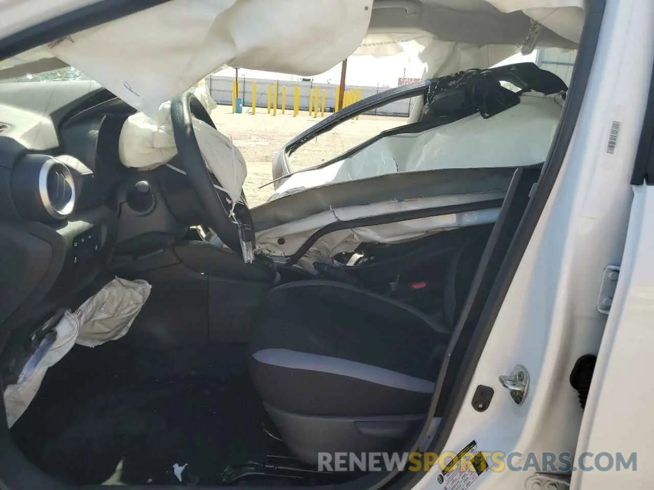 7 Photograph of a damaged car 3N1CN8DV6SL822359 NISSAN VERSA 2025