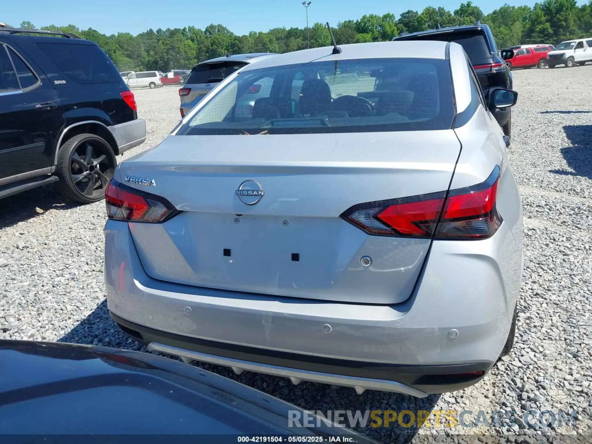 16 Photograph of a damaged car 3N1CN8DV6SL834544 NISSAN VERSA 2025