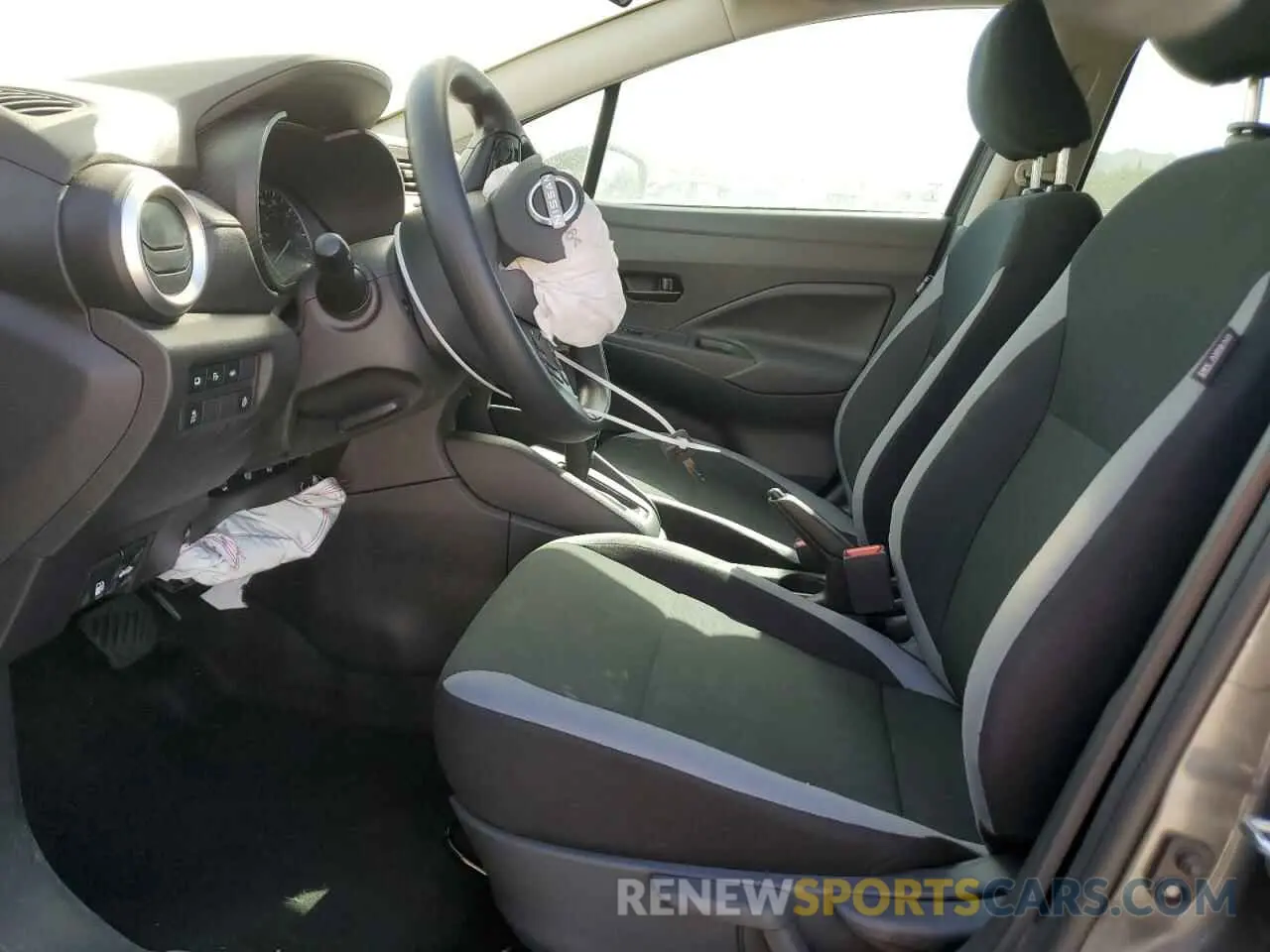 7 Photograph of a damaged car 3N1CN8DV7SL831670 NISSAN VERSA 2025