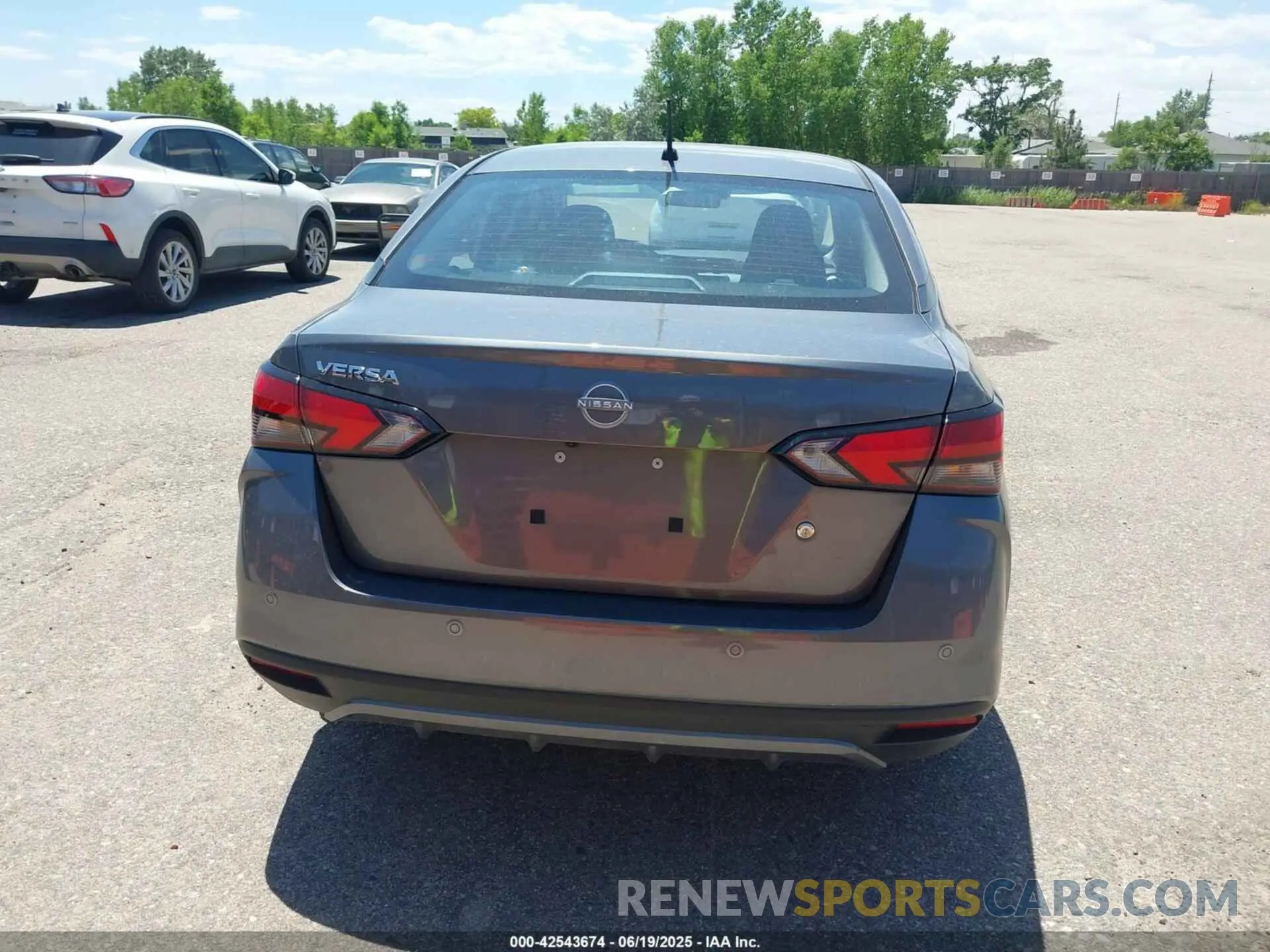 16 Photograph of a damaged car 3N1CN8DV8SL833685 NISSAN VERSA 2025