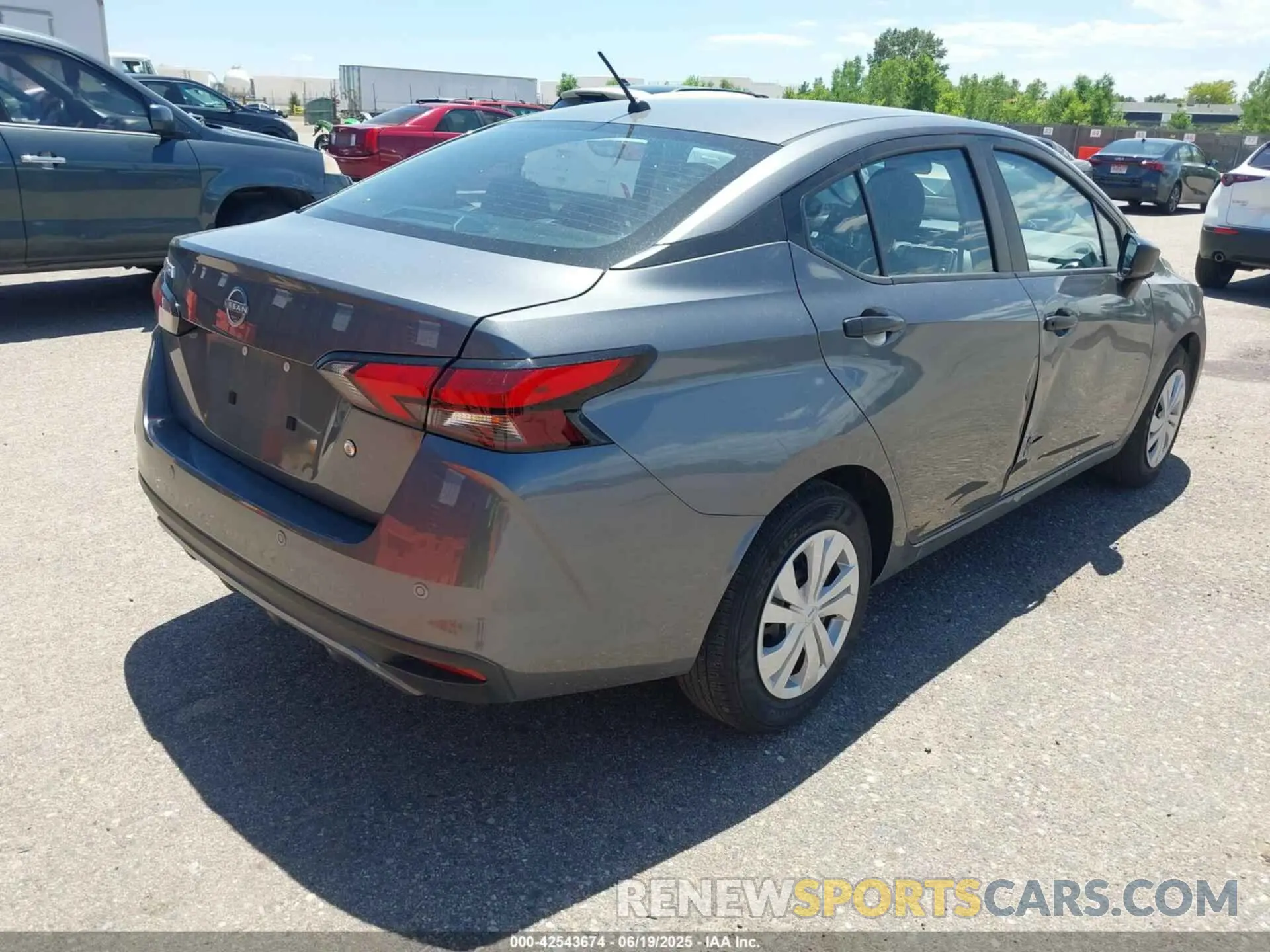 4 Photograph of a damaged car 3N1CN8DV8SL833685 NISSAN VERSA 2025