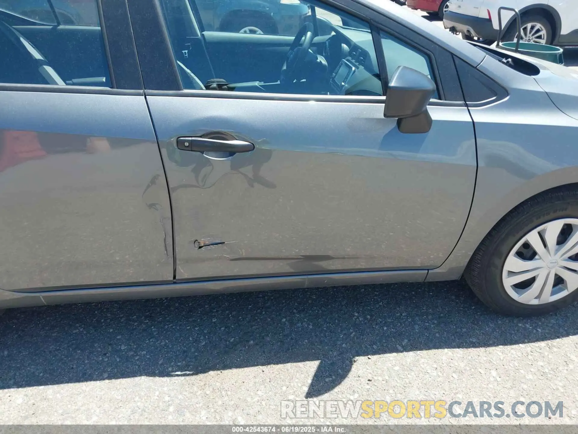 6 Photograph of a damaged car 3N1CN8DV8SL833685 NISSAN VERSA 2025