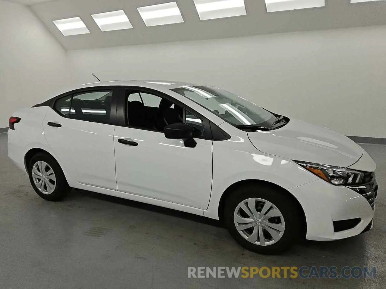 4 Photograph of a damaged car 3N1CN8DV9SL822453 NISSAN VERSA 2025