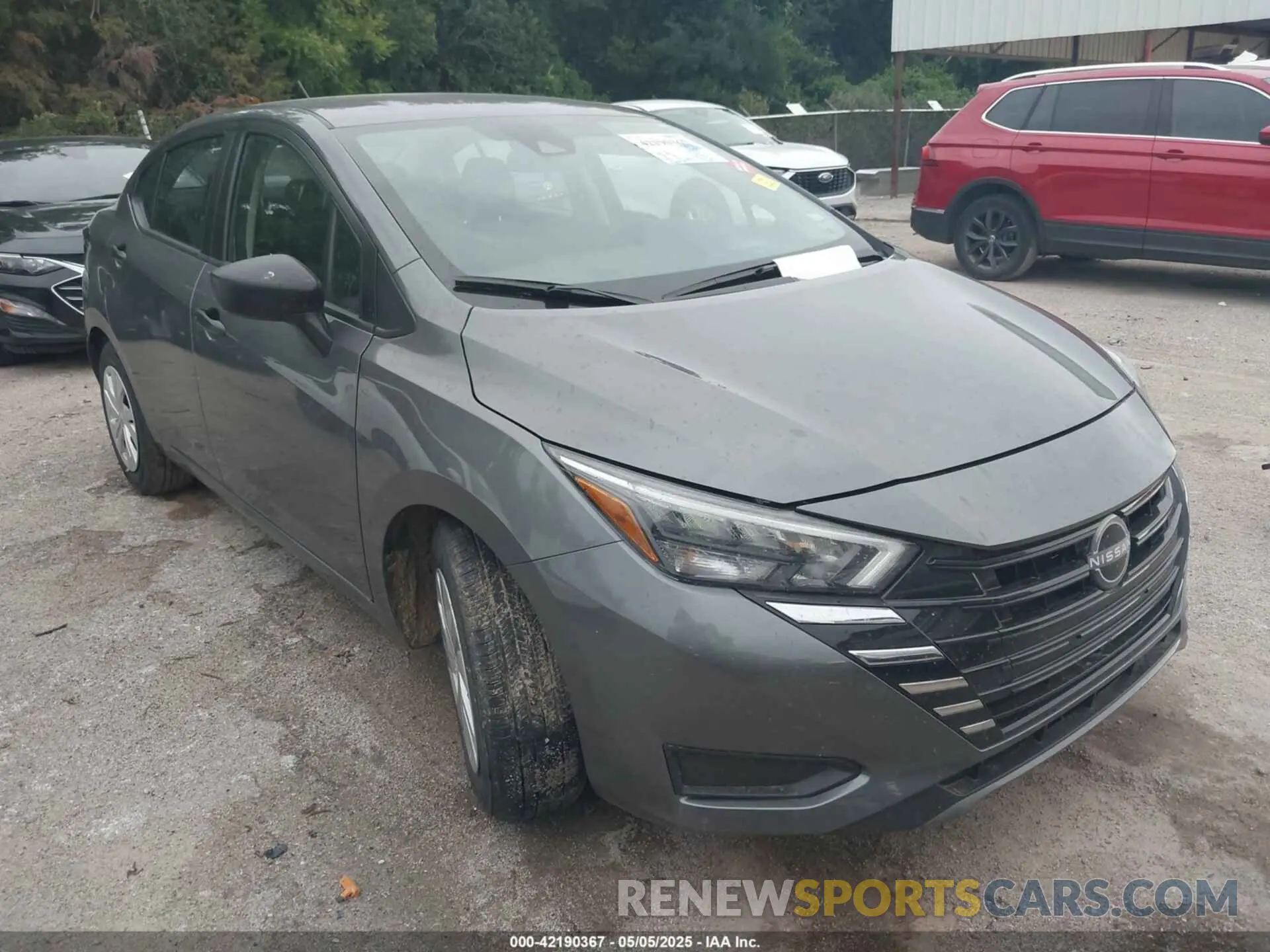 1 Photograph of a damaged car 3N1CN8DV9SL835249 NISSAN VERSA 2025