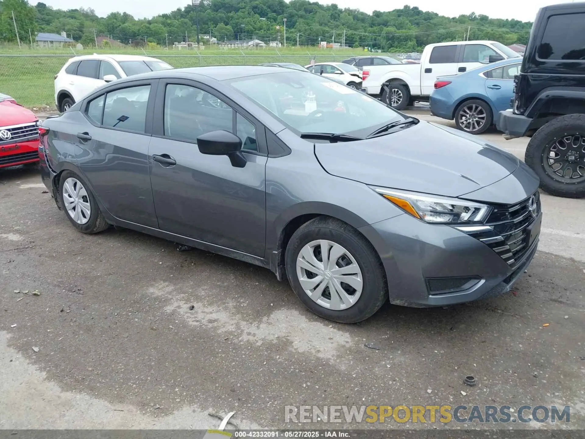 1 Photograph of a damaged car 3N1CN8DV9SL846705 NISSAN VERSA 2025