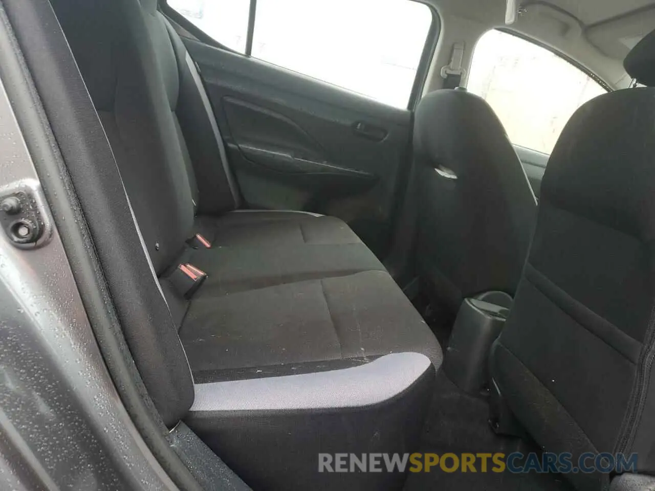 10 Photograph of a damaged car 3N1CN8DVXSL836295 NISSAN VERSA 2025