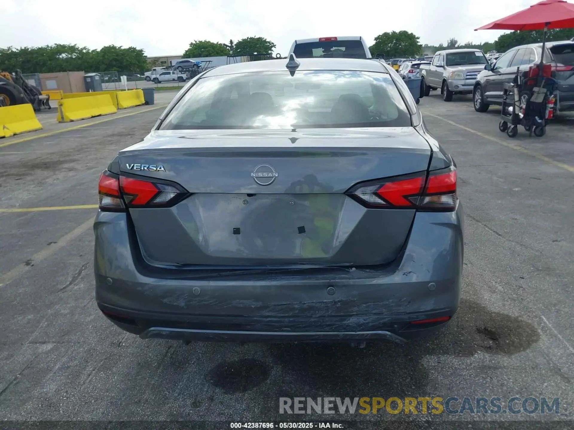 16 Photograph of a damaged car 3N1CN8EV1SL835759 NISSAN VERSA 2025