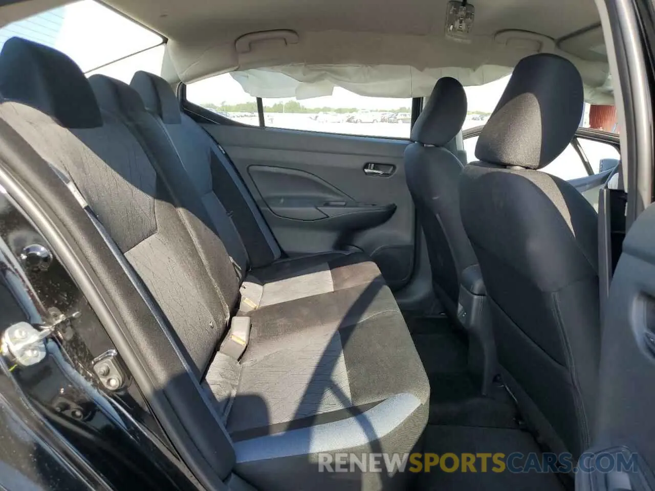 10 Photograph of a damaged car 3N1CN8EV1SL837513 NISSAN VERSA 2025