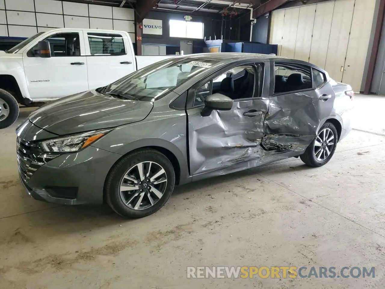 1 Photograph of a damaged car 3N1CN8EV4SL825243 NISSAN VERSA 2025