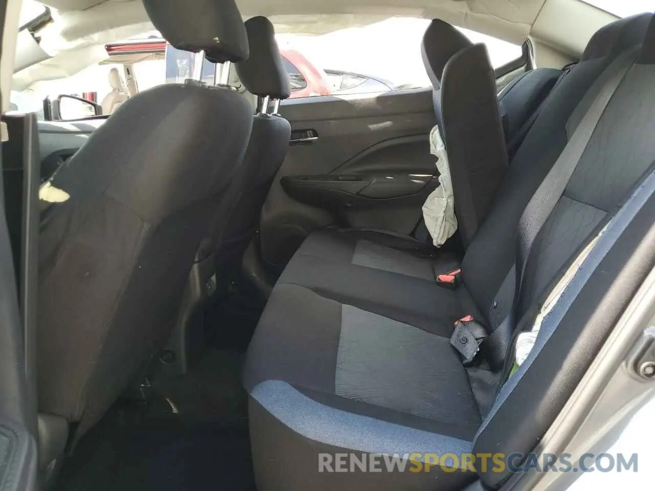 10 Photograph of a damaged car 3N1CN8EV4SL837148 NISSAN VERSA 2025