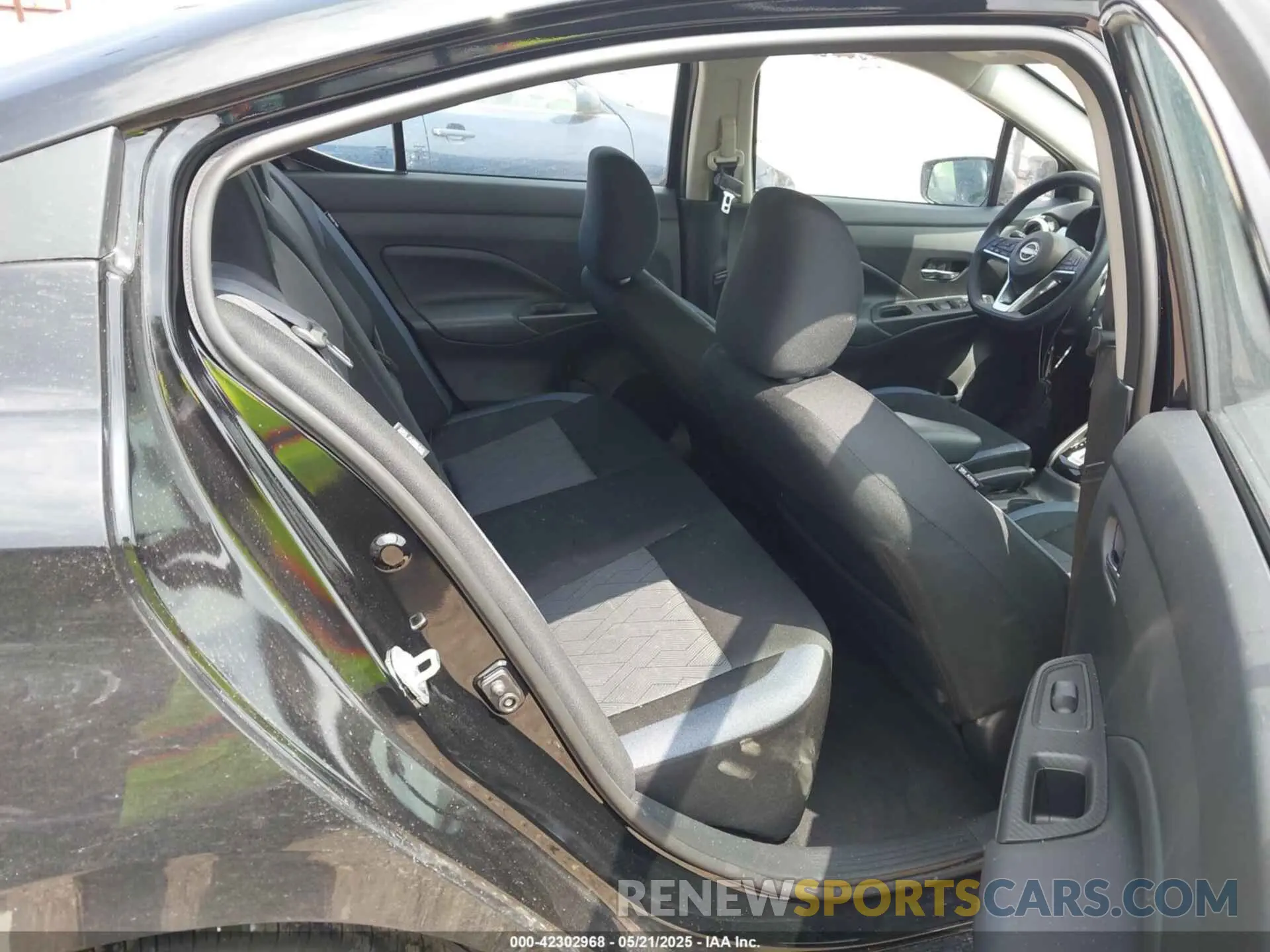 8 Photograph of a damaged car 3N1CN8EV8SL833913 NISSAN VERSA 2025