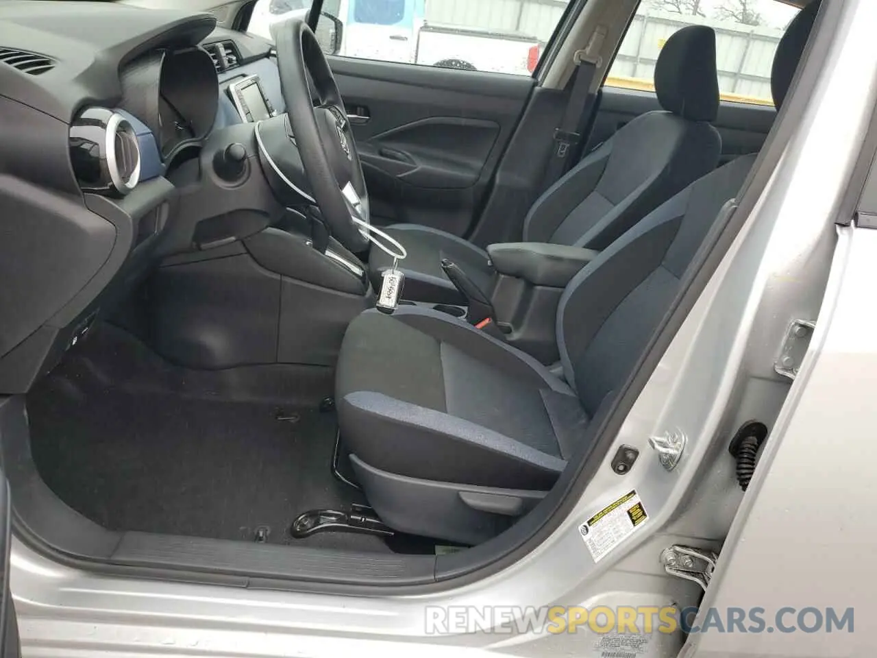 7 Photograph of a damaged car 3N1CN8EV8SL840554 NISSAN VERSA 2025