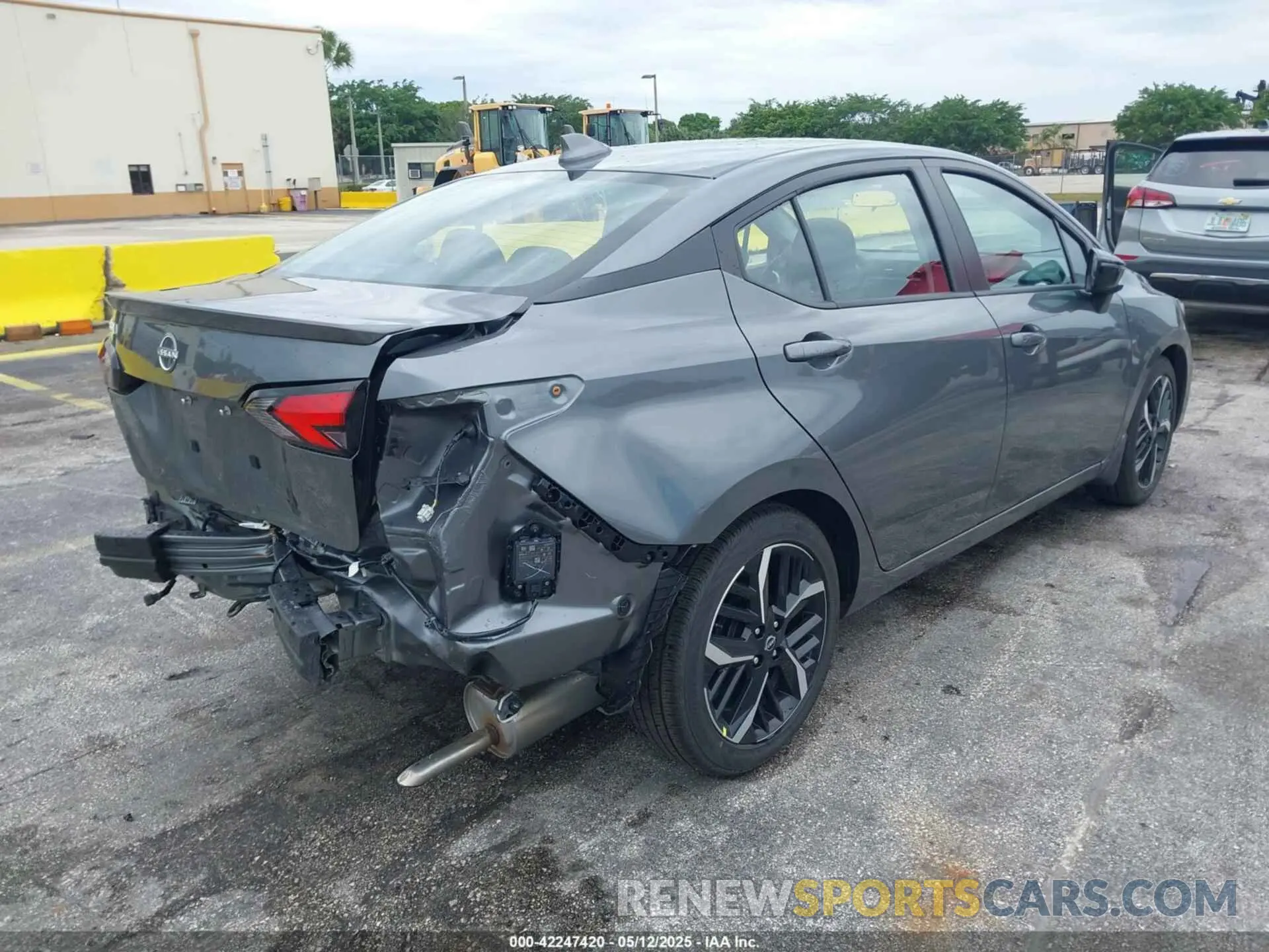 4 Photograph of a damaged car 3N1CN8FV3SL843019 NISSAN VERSA 2025