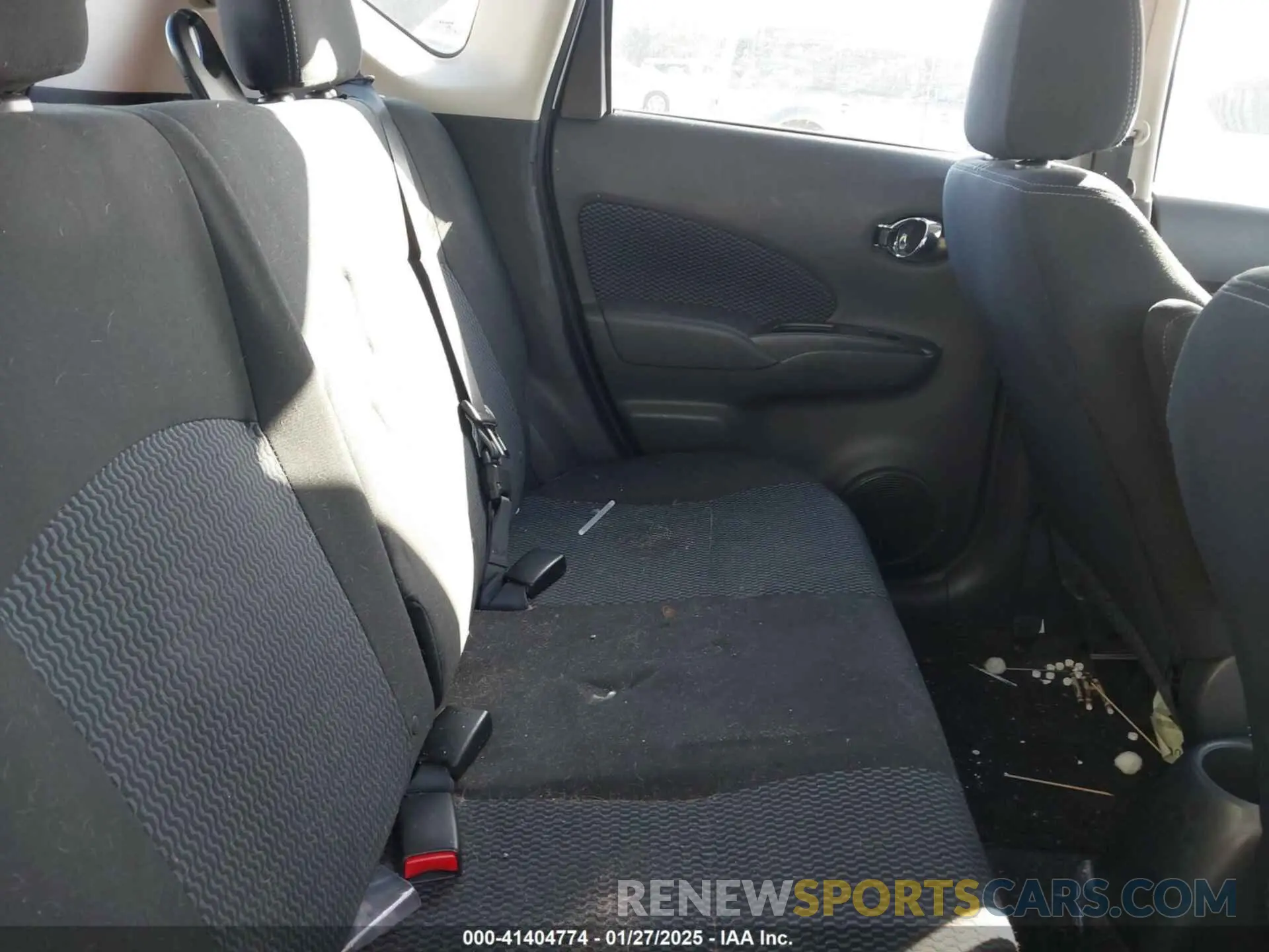 8 Photograph of a damaged car 3N1CE2CP1KL363757 NISSAN VERSA NOTE 2019